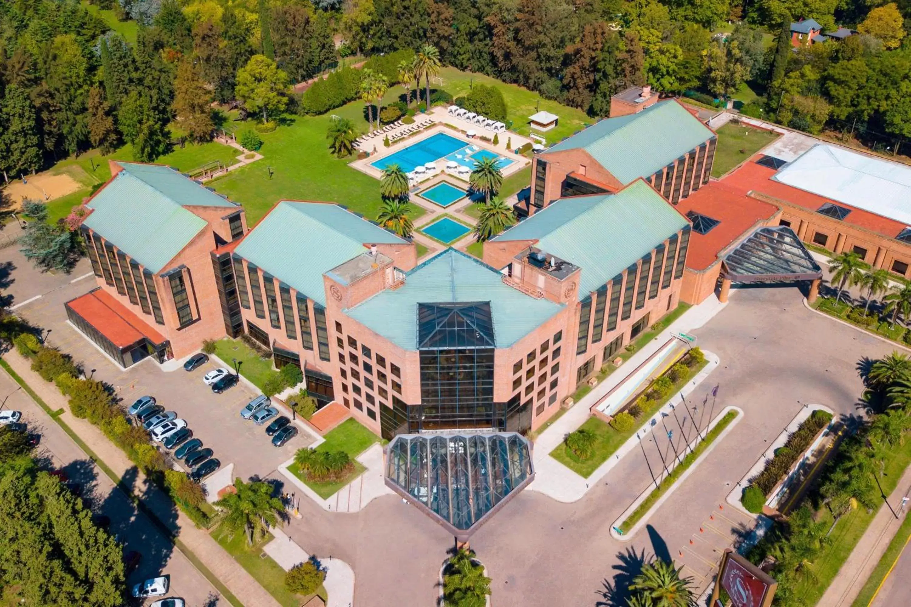 Property building, Bird's-eye View in Sheraton Pilar Hotel & Convention Center