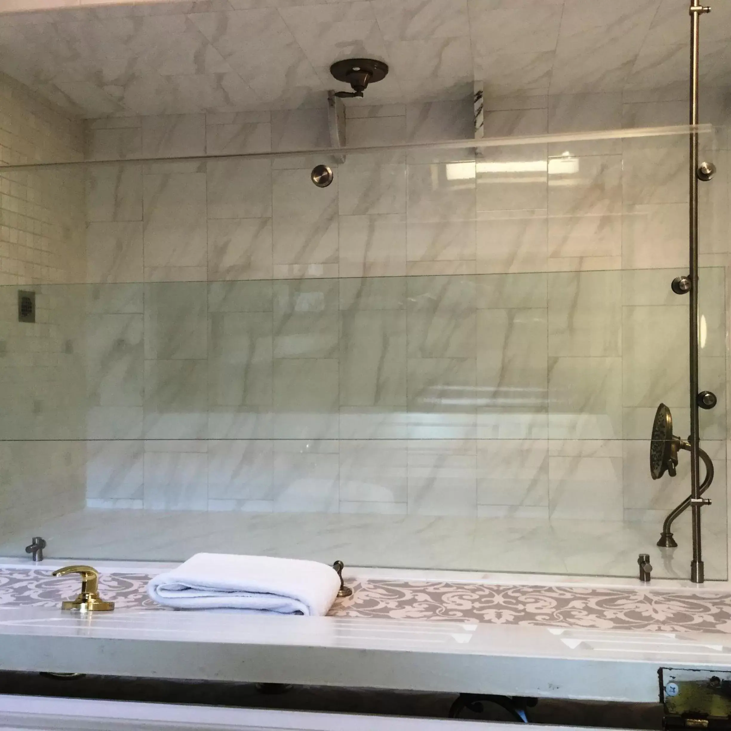 Shower, Bathroom in Hamilton Turner Inn