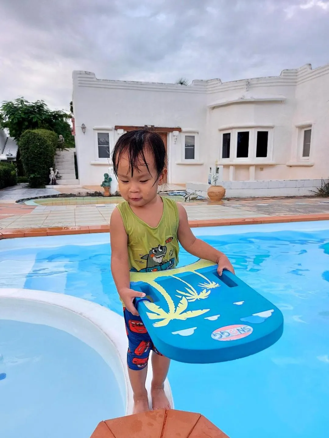 Scenic Riverside Resort