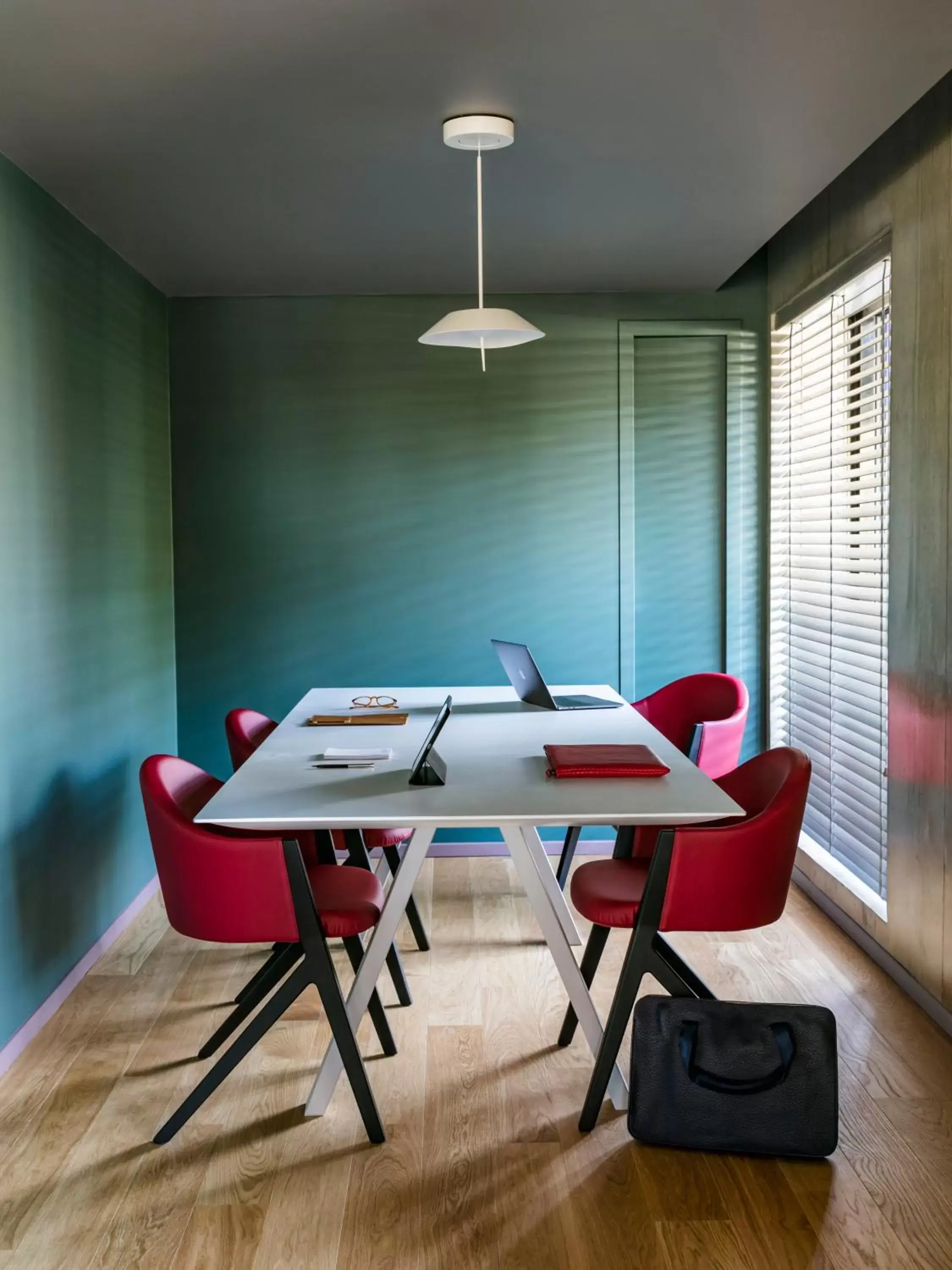 Seating area in Okko Hotels Strasbourg Centre