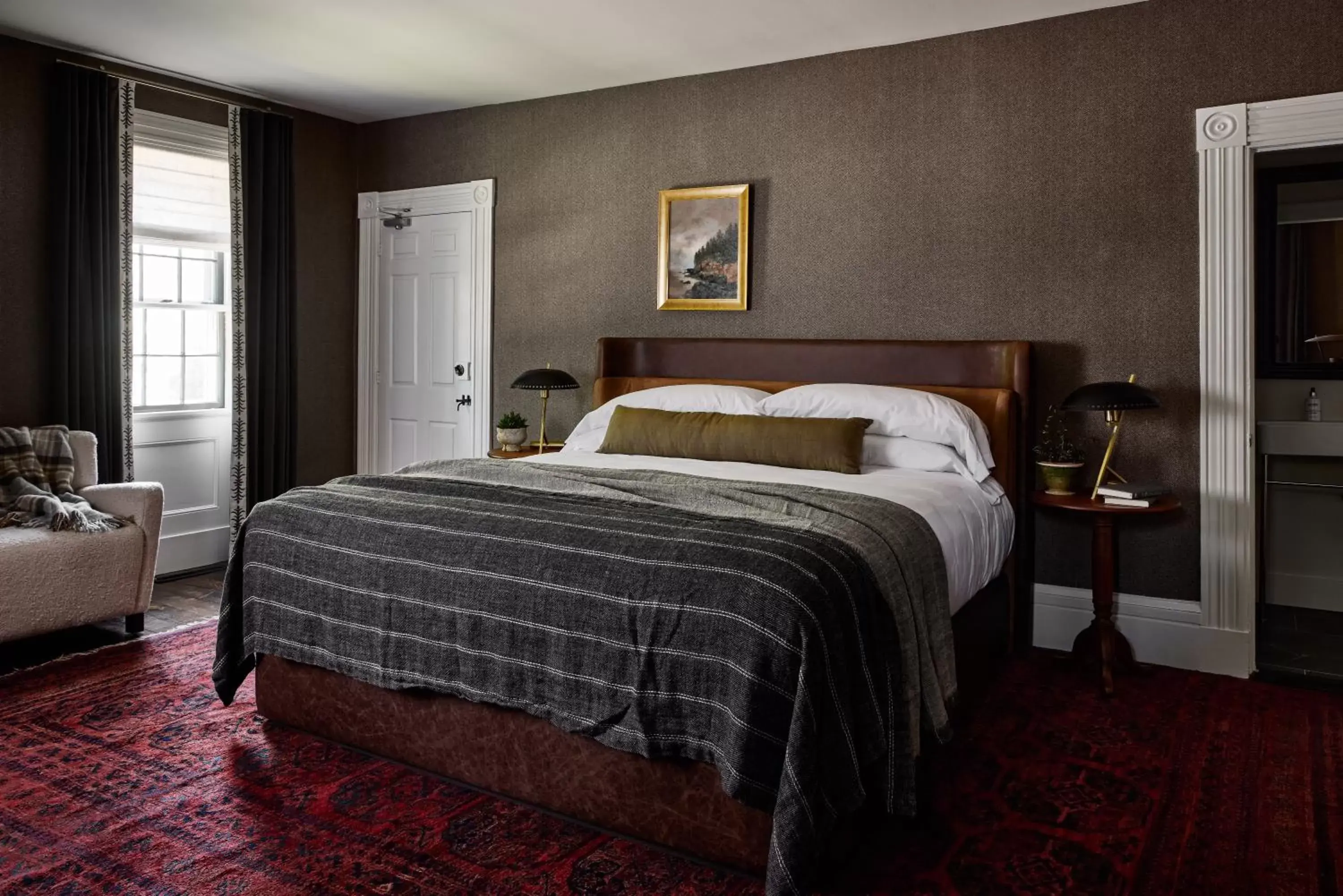 Patterson Deluxe King with Fireplace in Kennebunkport Captains Collection Patterson Deluxe King with Fireplace in Kennebunkport Captains Collection