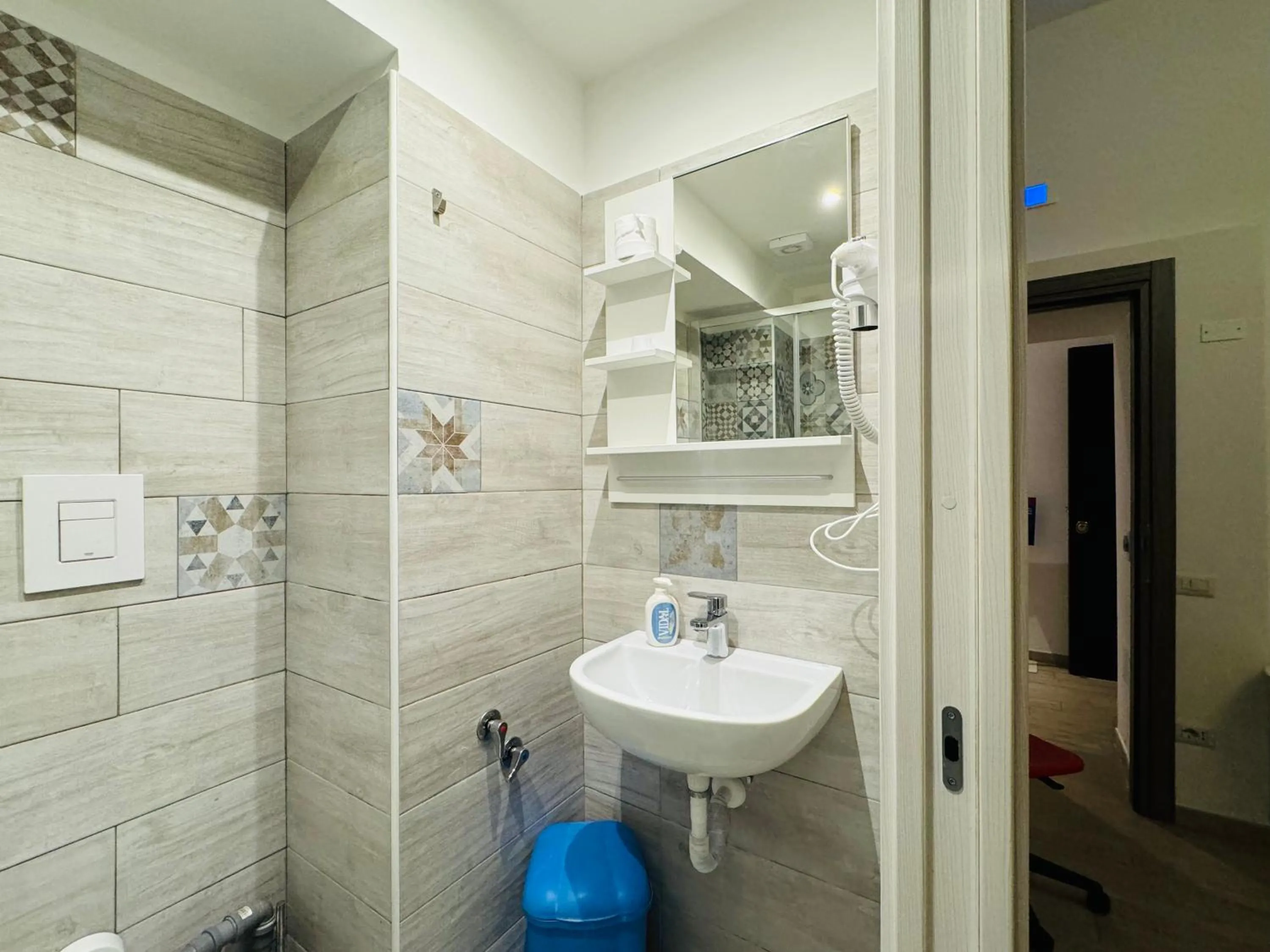 Bathroom in Hostel Mancini Naples