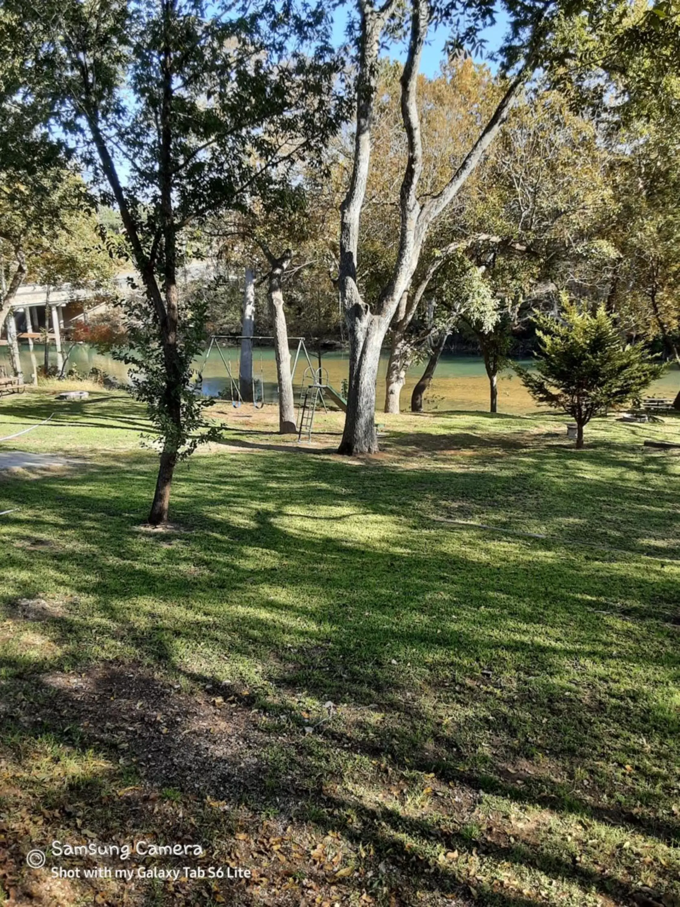 Children play ground in Horseshoe Riverside Lodge