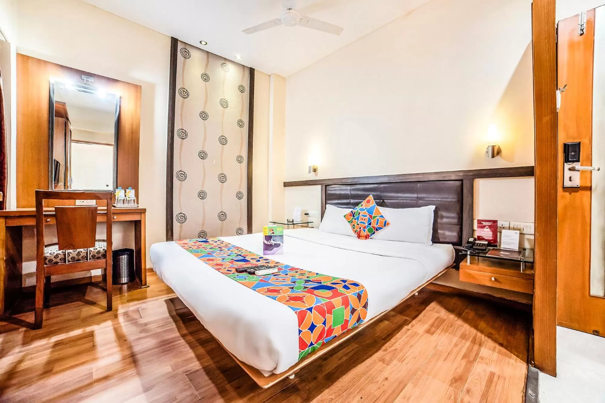 TV and multimedia, Bed in Rapid Lakme Executive Hotel