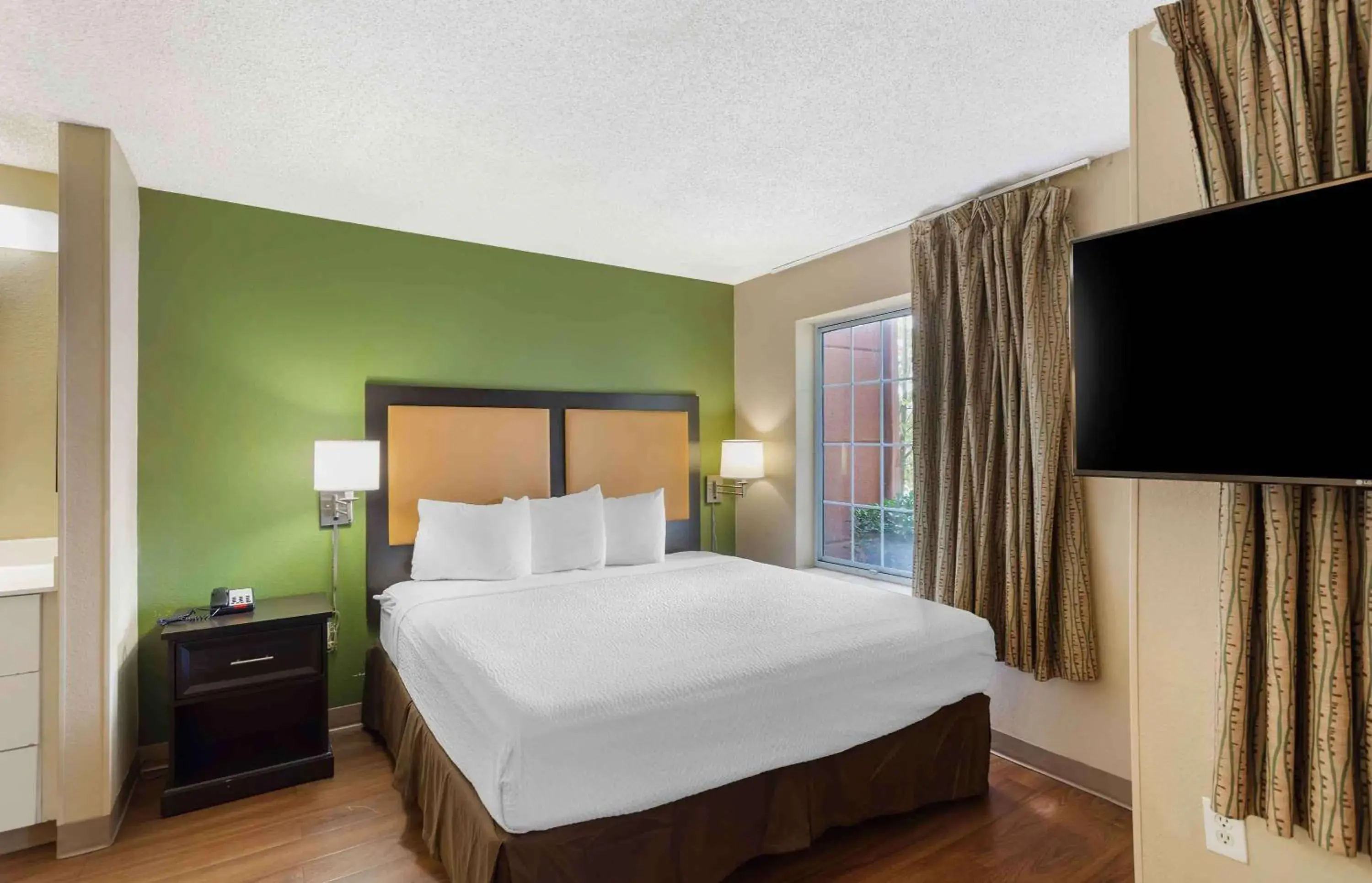 Bedroom, Bed in Extended Stay America Suites - Memphis - Airport