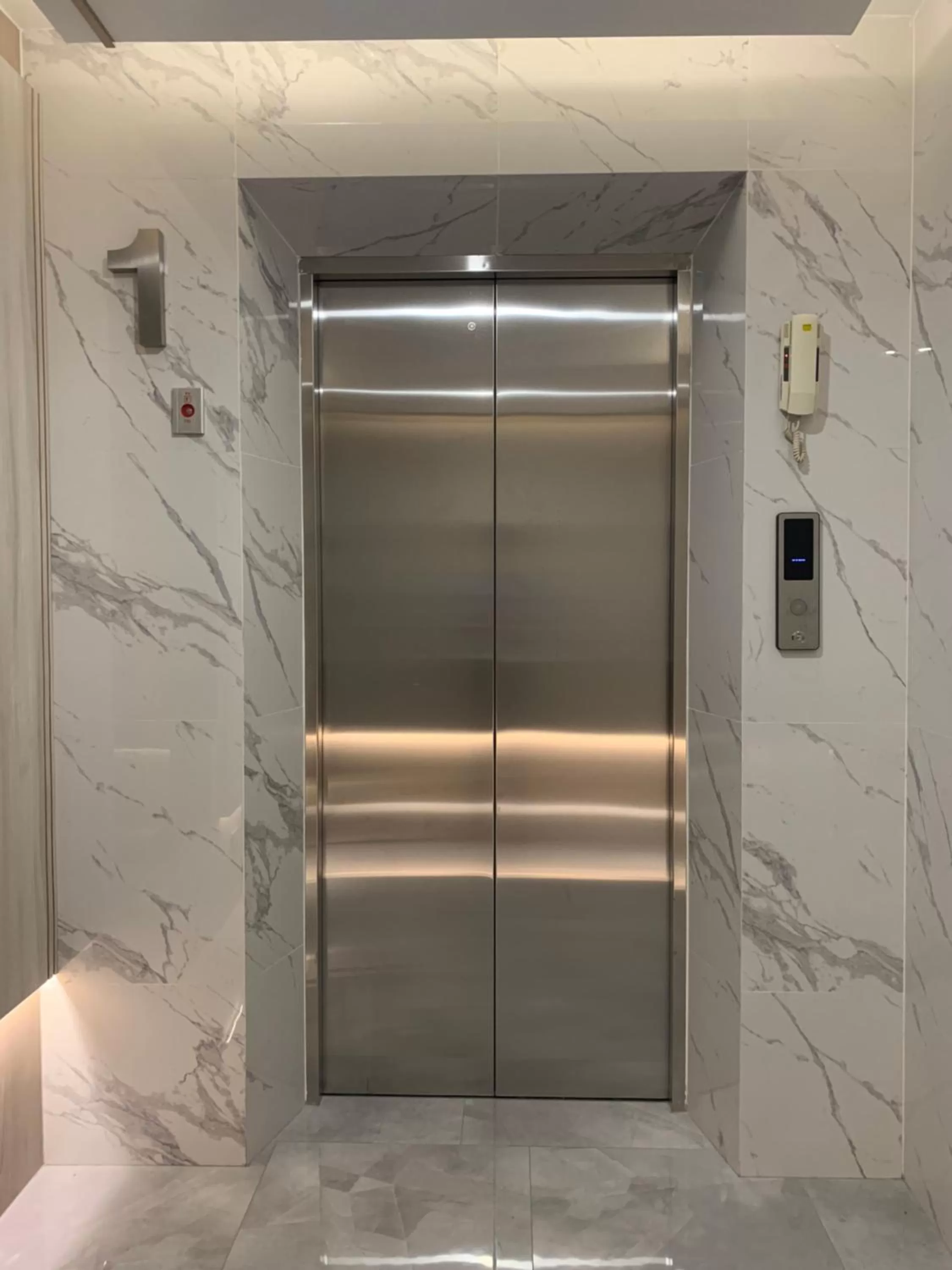 Property building in Thana Wisut Hotel