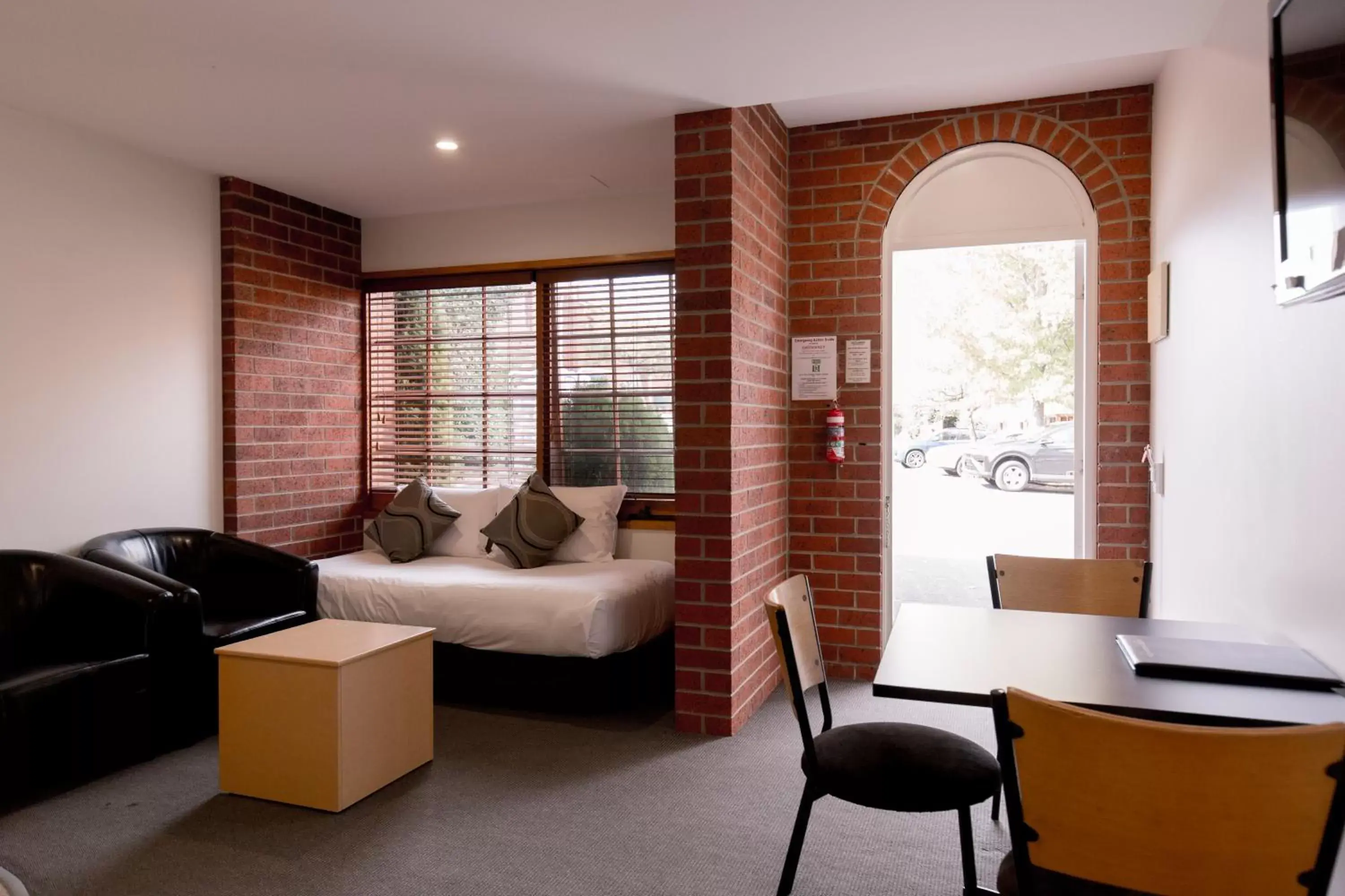 Dining area, Seating Area in Bay Hotel Apartments