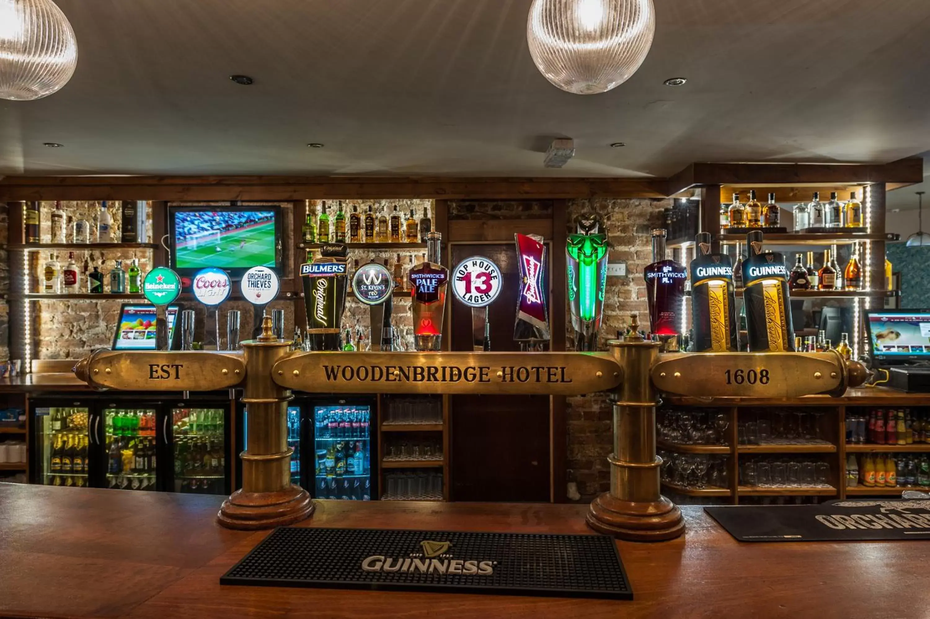 Lounge or bar, Lounge/Bar in Woodenbridge Hotel