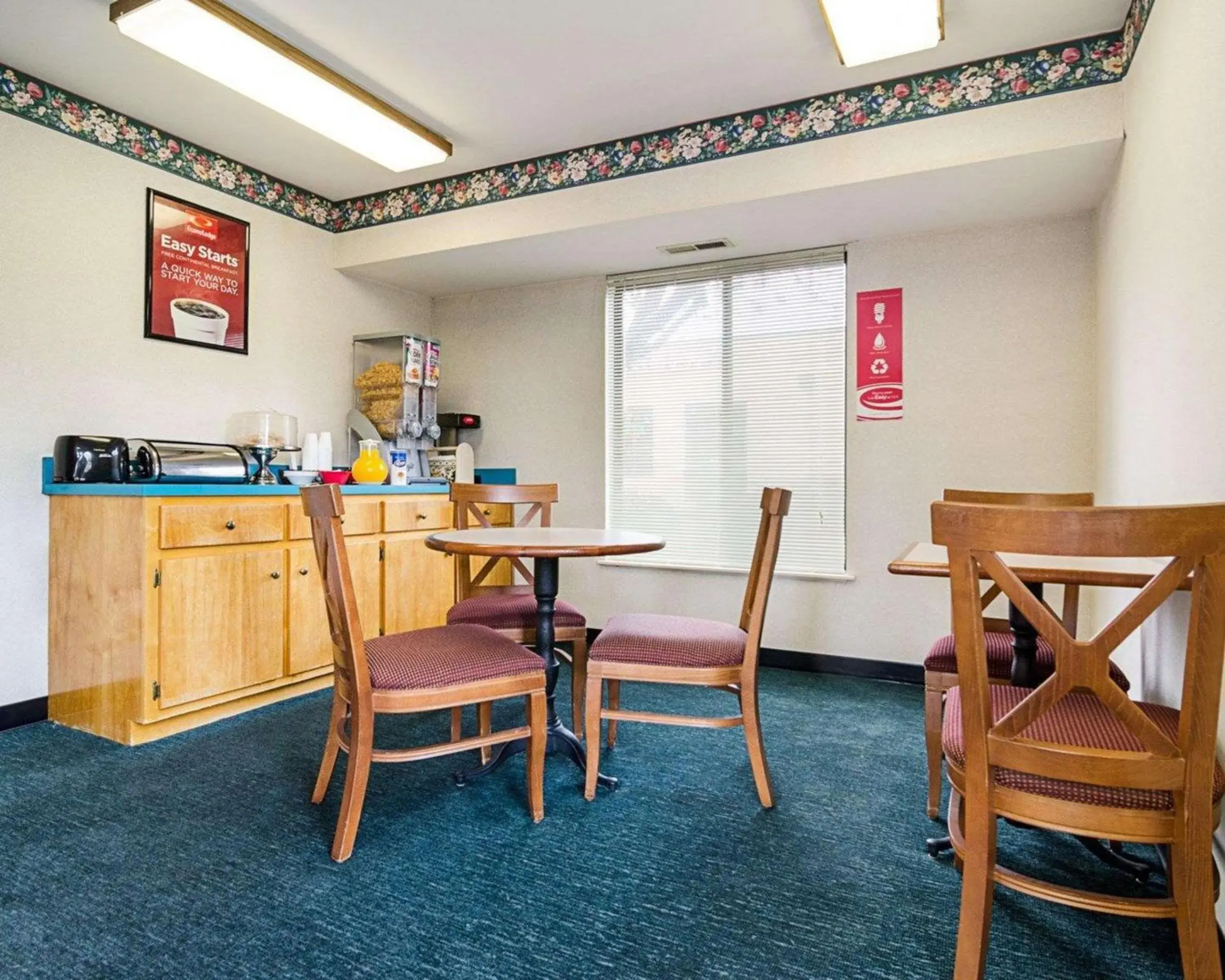 Restaurant/places to eat, Dining Area in Econo Lodge Richmond