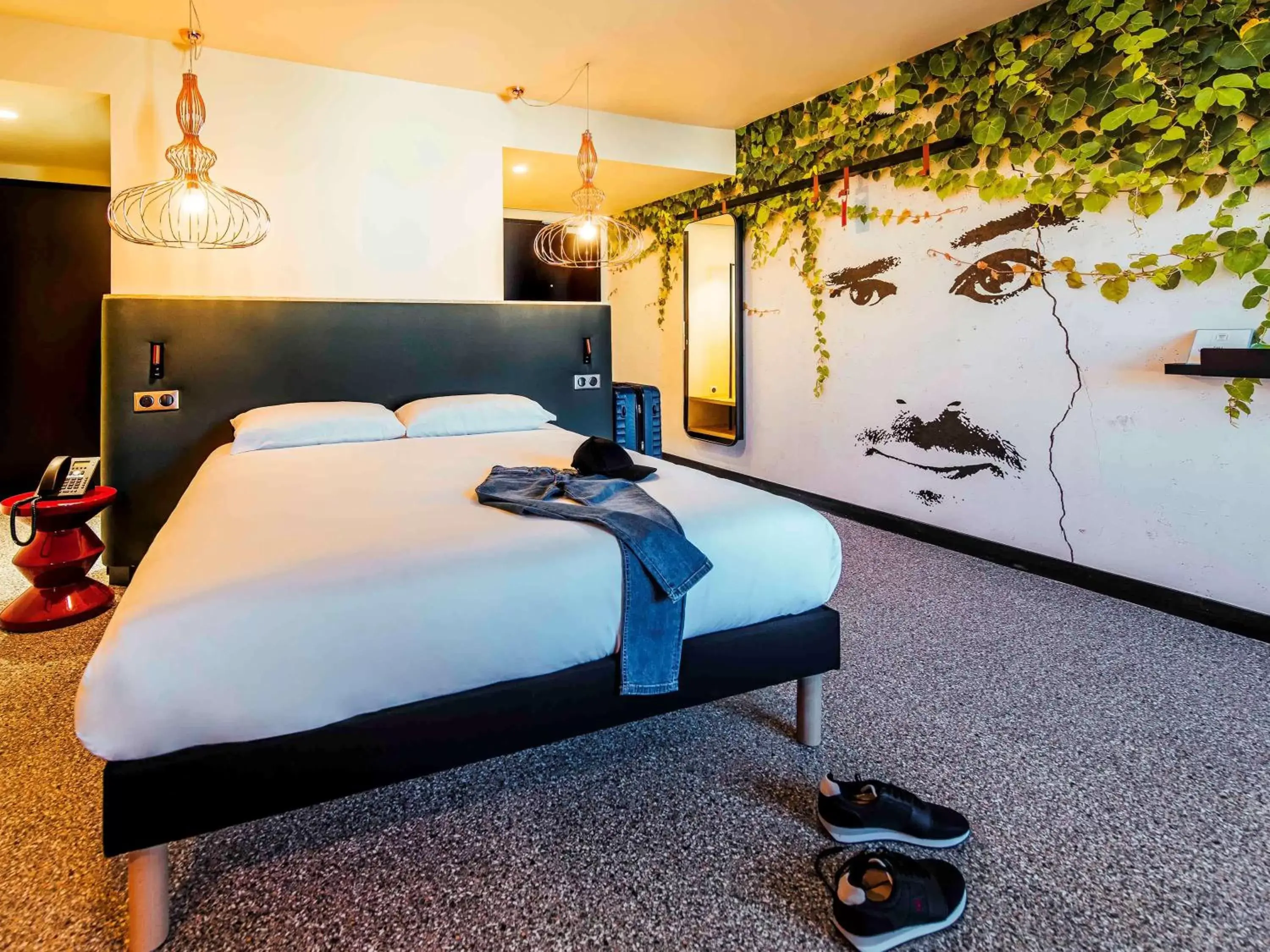 Photo of the whole room, Bed in Ibis Styles Rouen Centre Rive Gauche