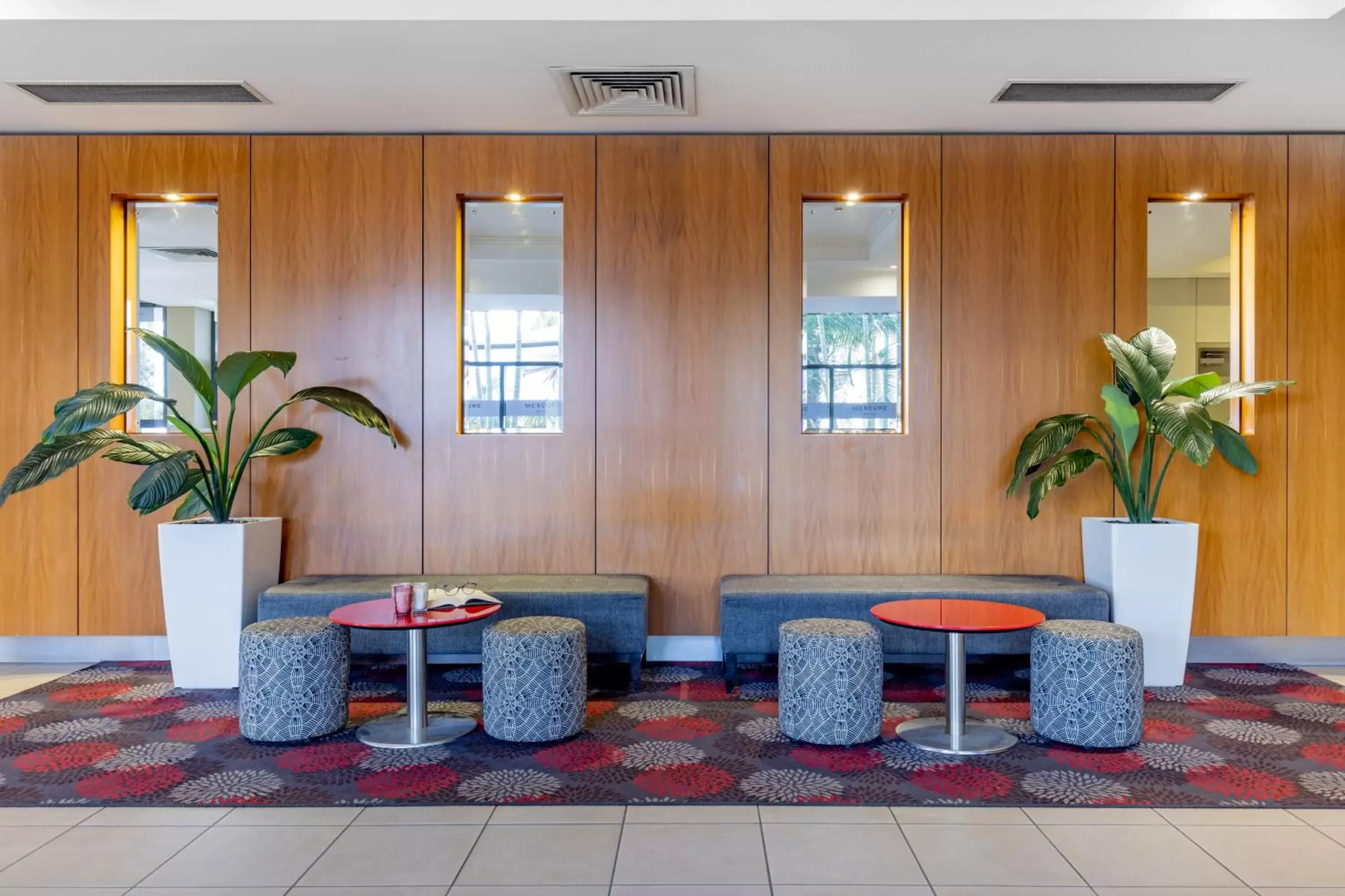 Seating area in Mercure Brisbane Garden City