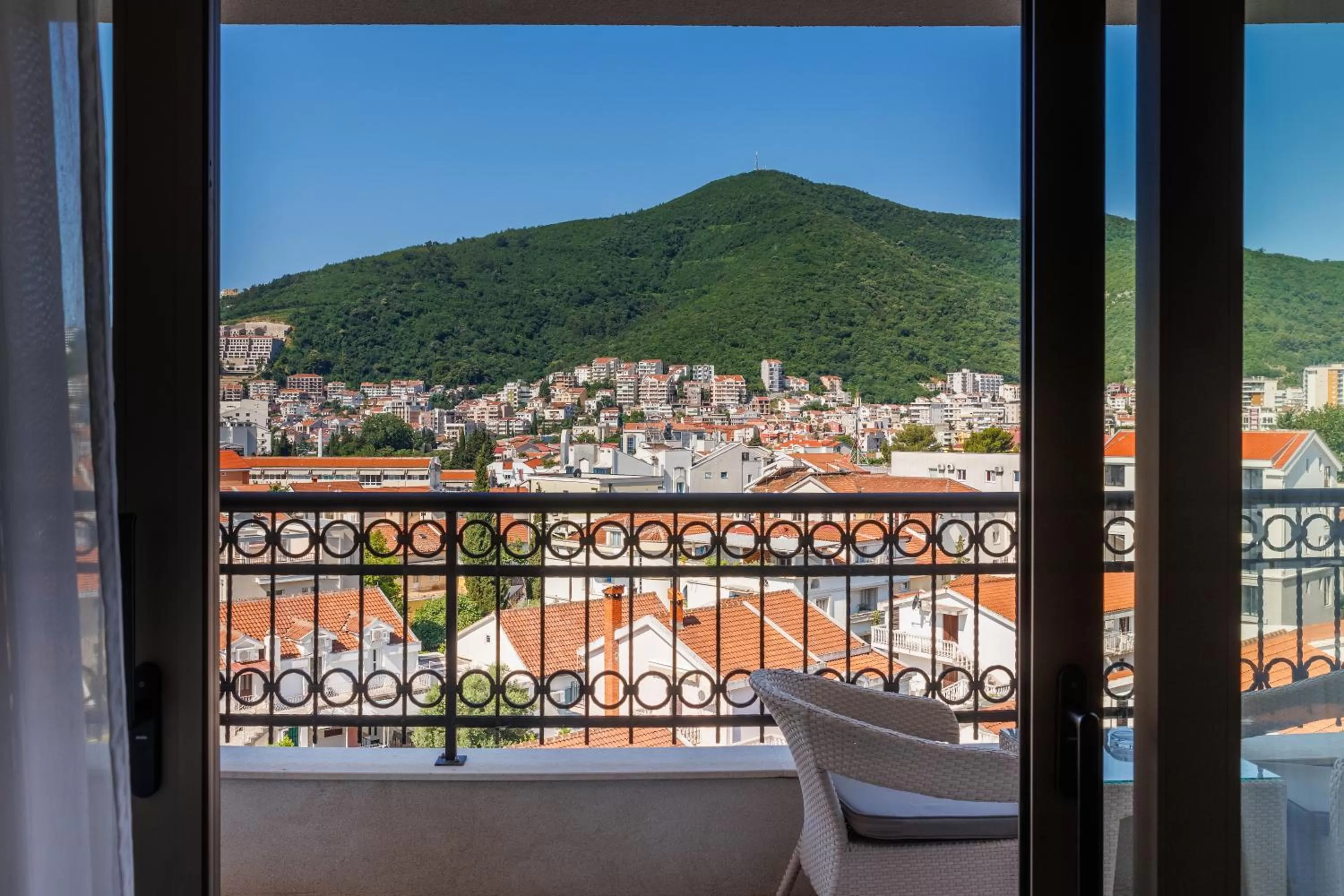 Balcony/Terrace in Hotel Kadmo by Aycon