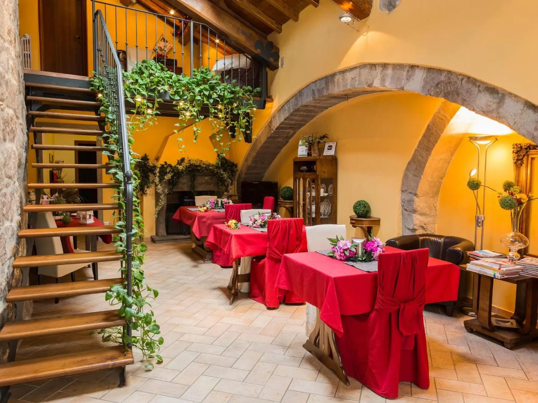 Restaurant/Places to Eat in B&B Medieval House