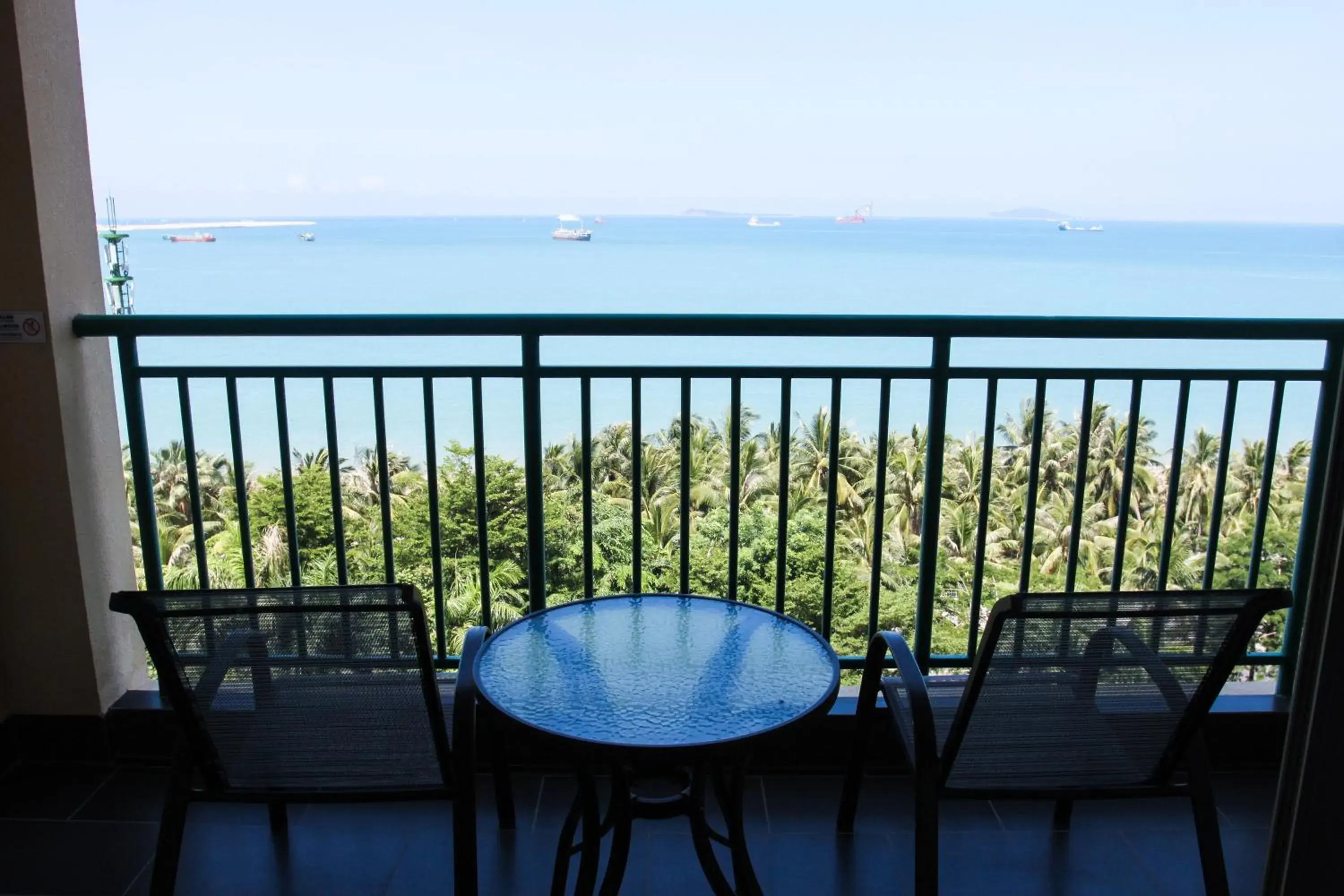 Sea view, Balcony/Terrace in Shengyi Holiday Villa Hotel