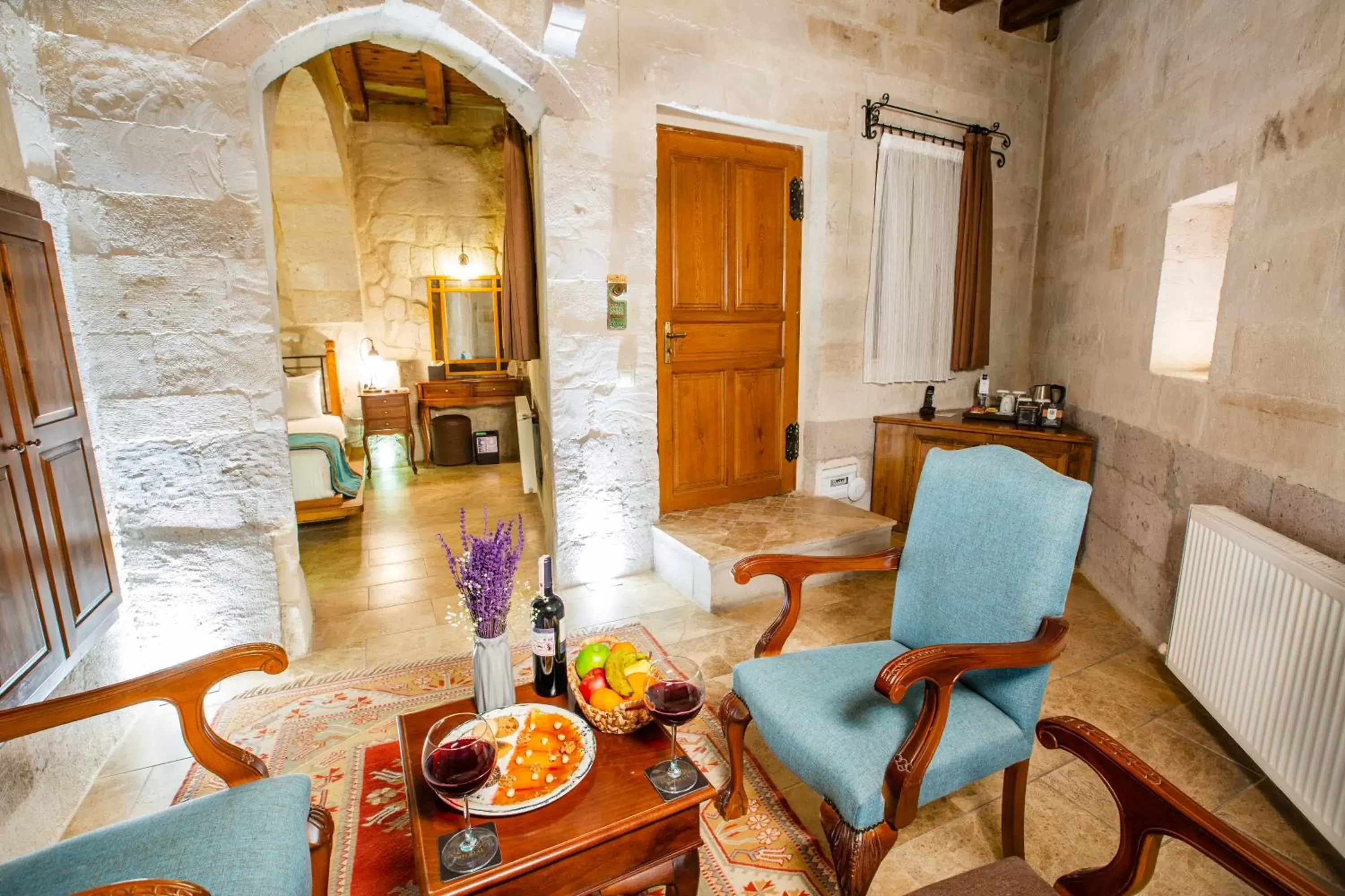 Living room, Seating Area in Imperial Cave Suites & Spa