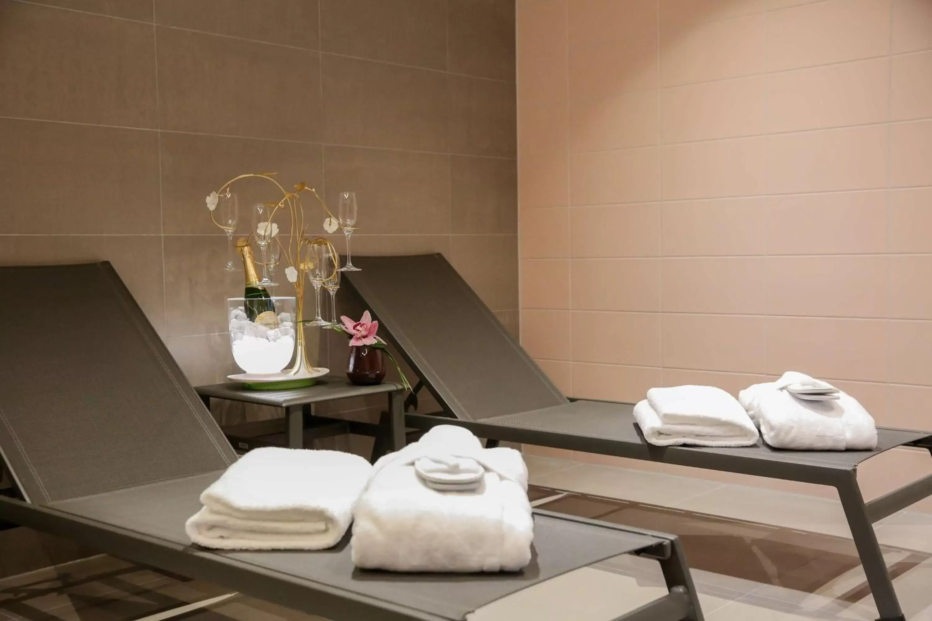Spa and wellness centre/facilities in art'otel berlin mitte, Powered by Radisson Hotels