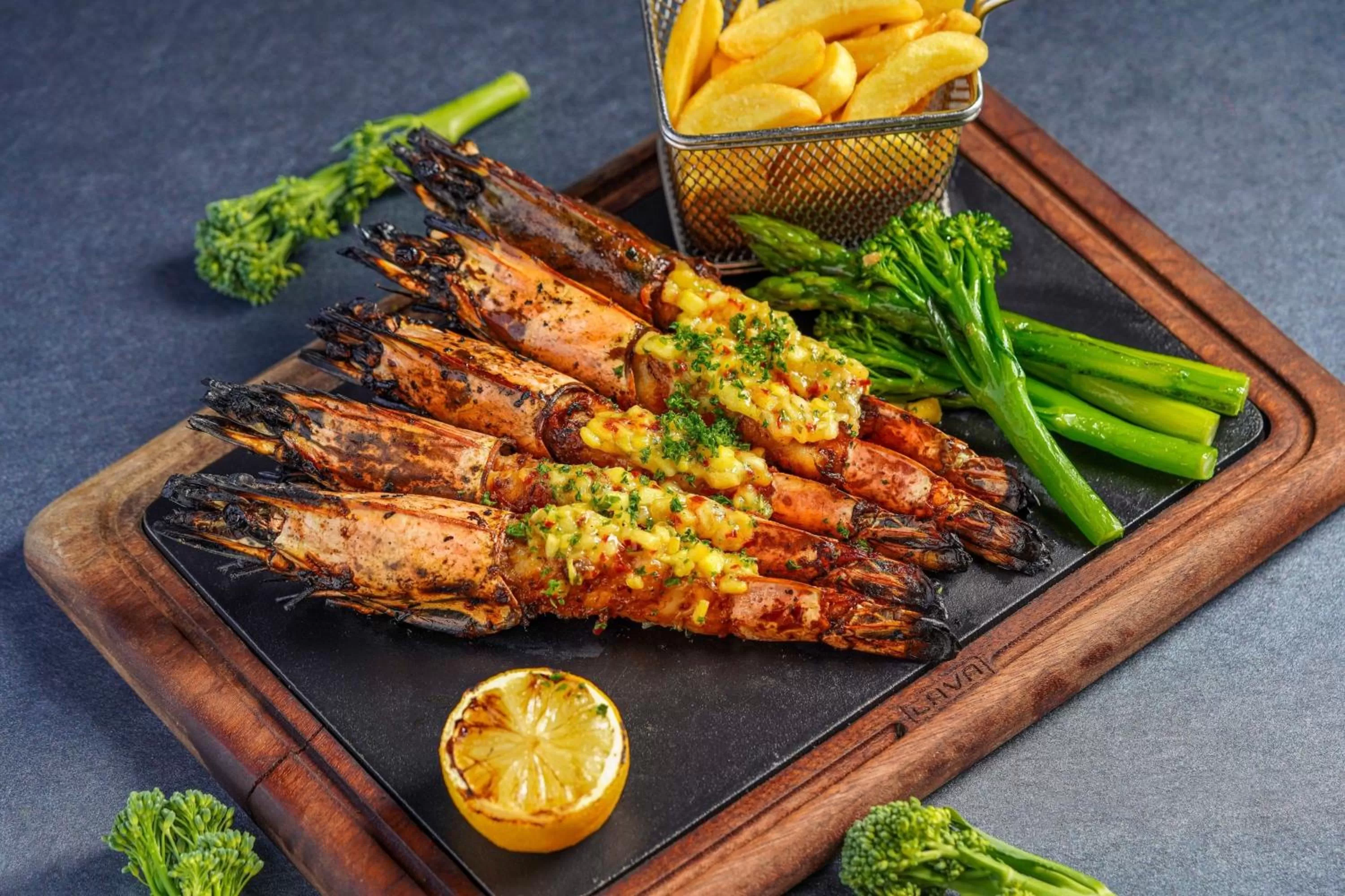 Restaurant/places to eat in Le Meridien Abu Dhabi Resort