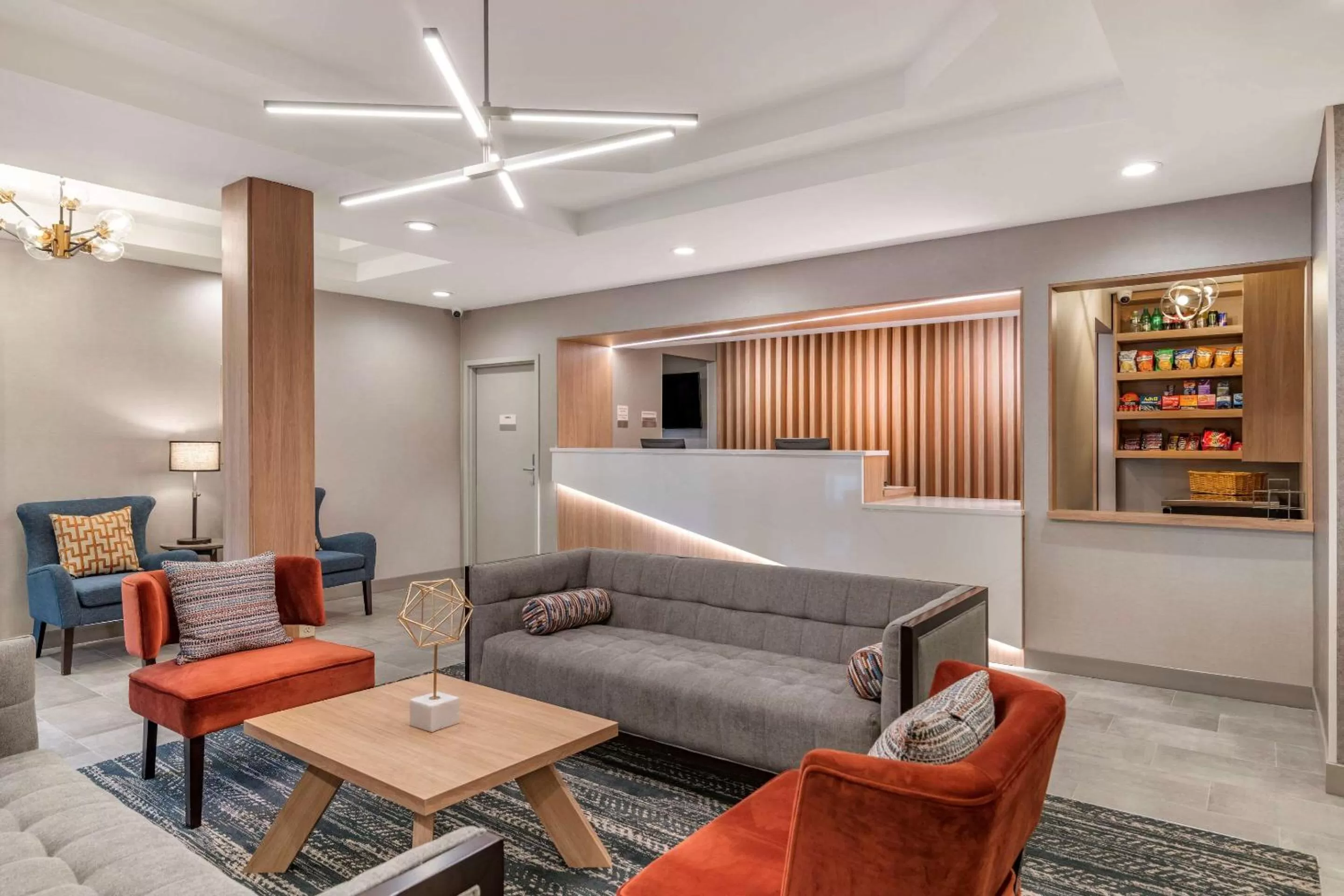 Lobby or reception in Clarion Inn Nashua