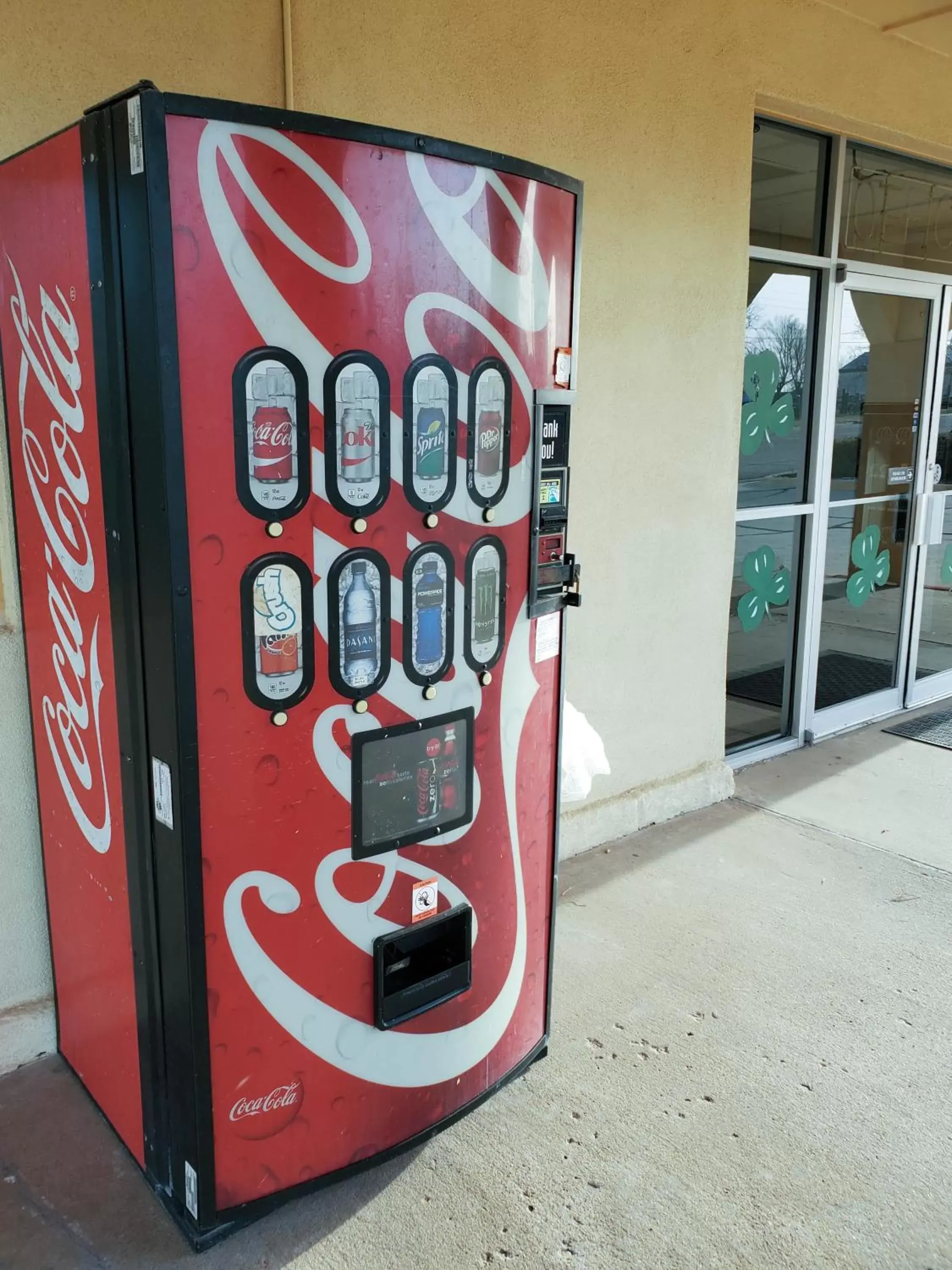 vending machine in Motel 6 Shamrock, TX