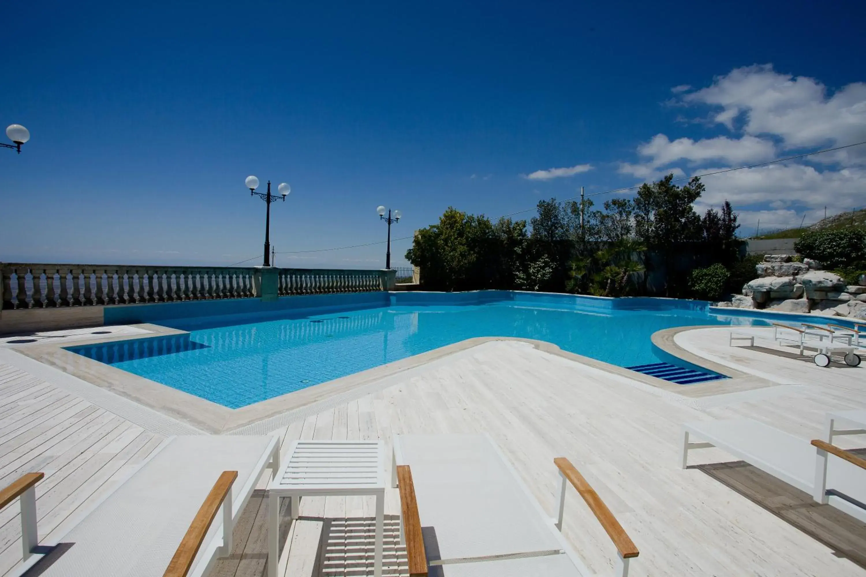 Swimming Pool in Palace Hotel San Michele