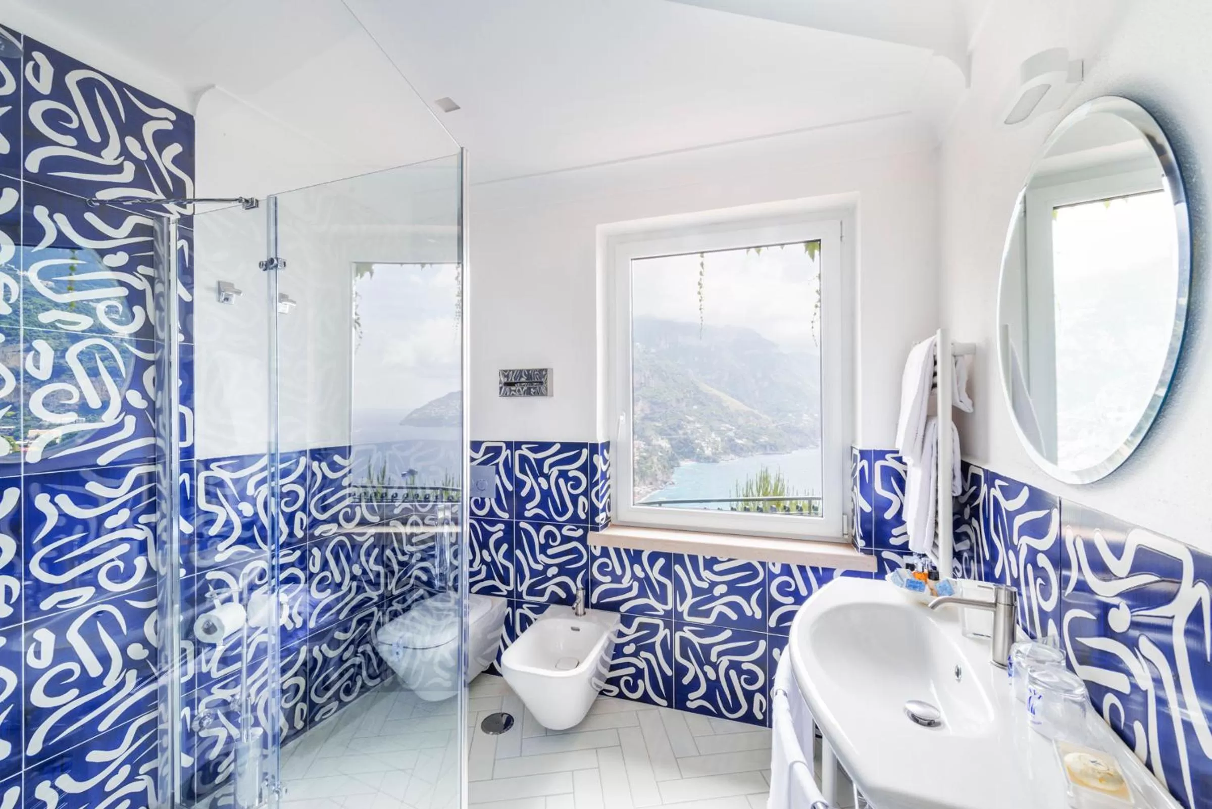 Shower in Hotel Le Agavi