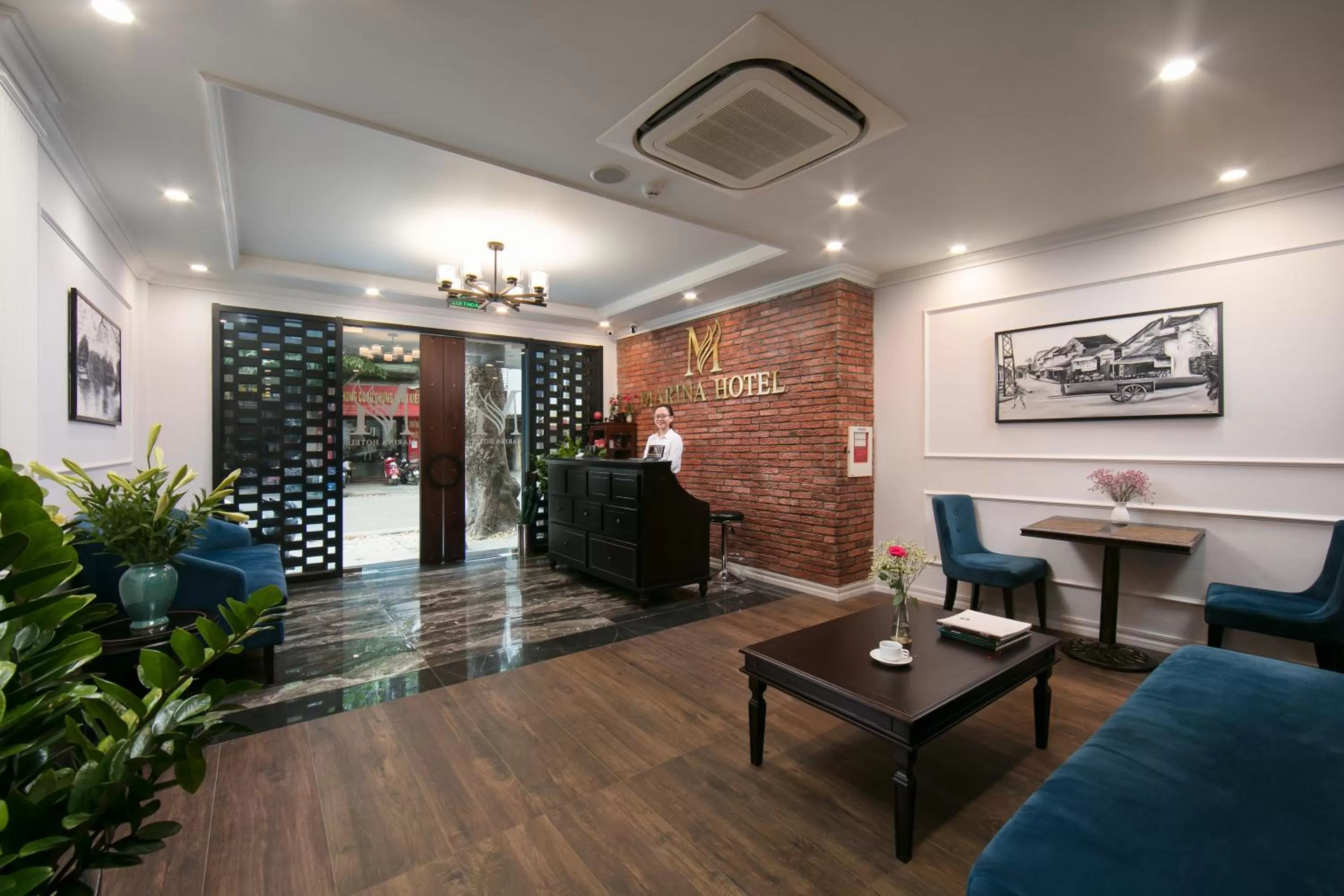 Lobby or reception in Marina Hotel