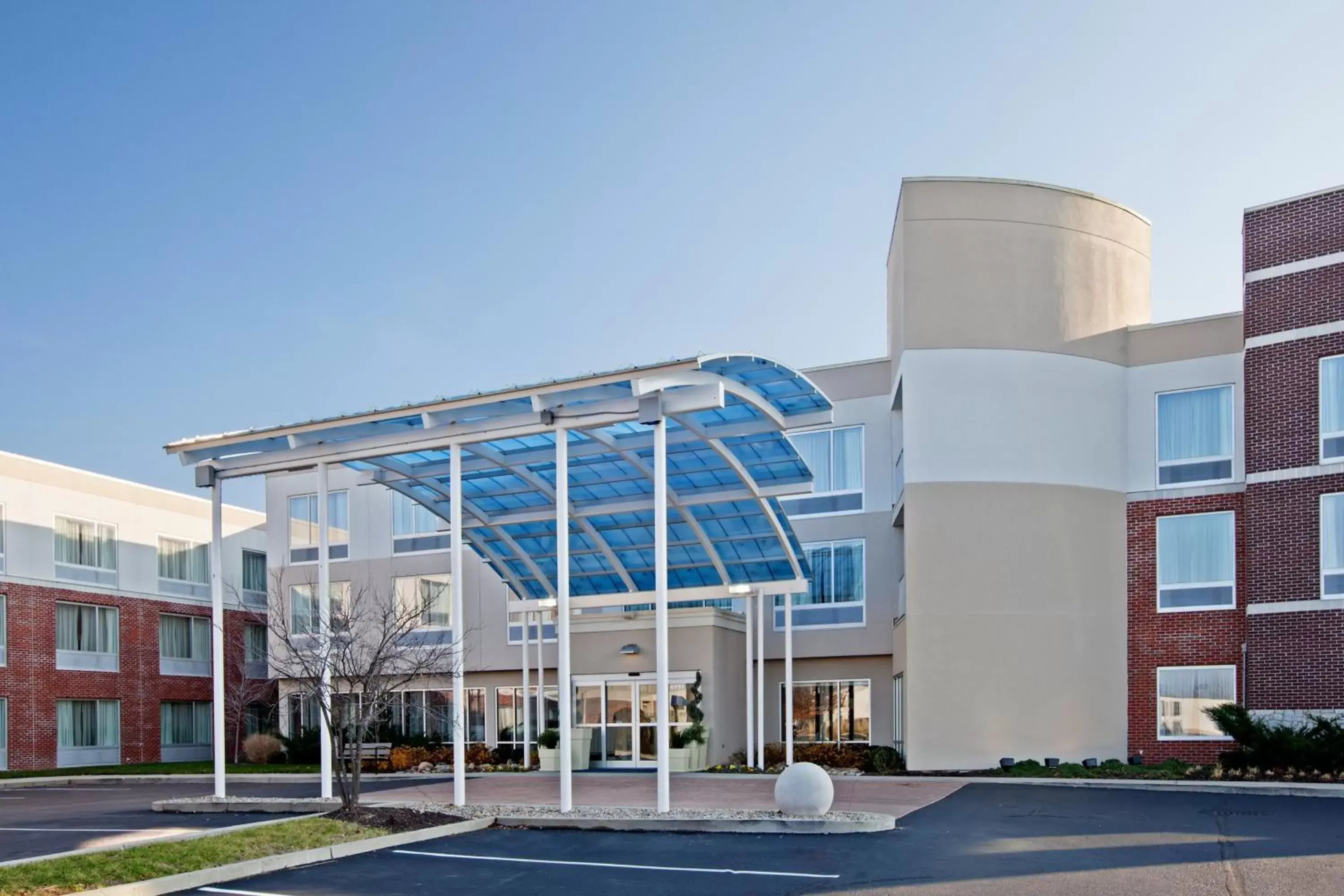 Property Building in Holiday Inn Express Indianapolis - Fishers, an IHG Hotel