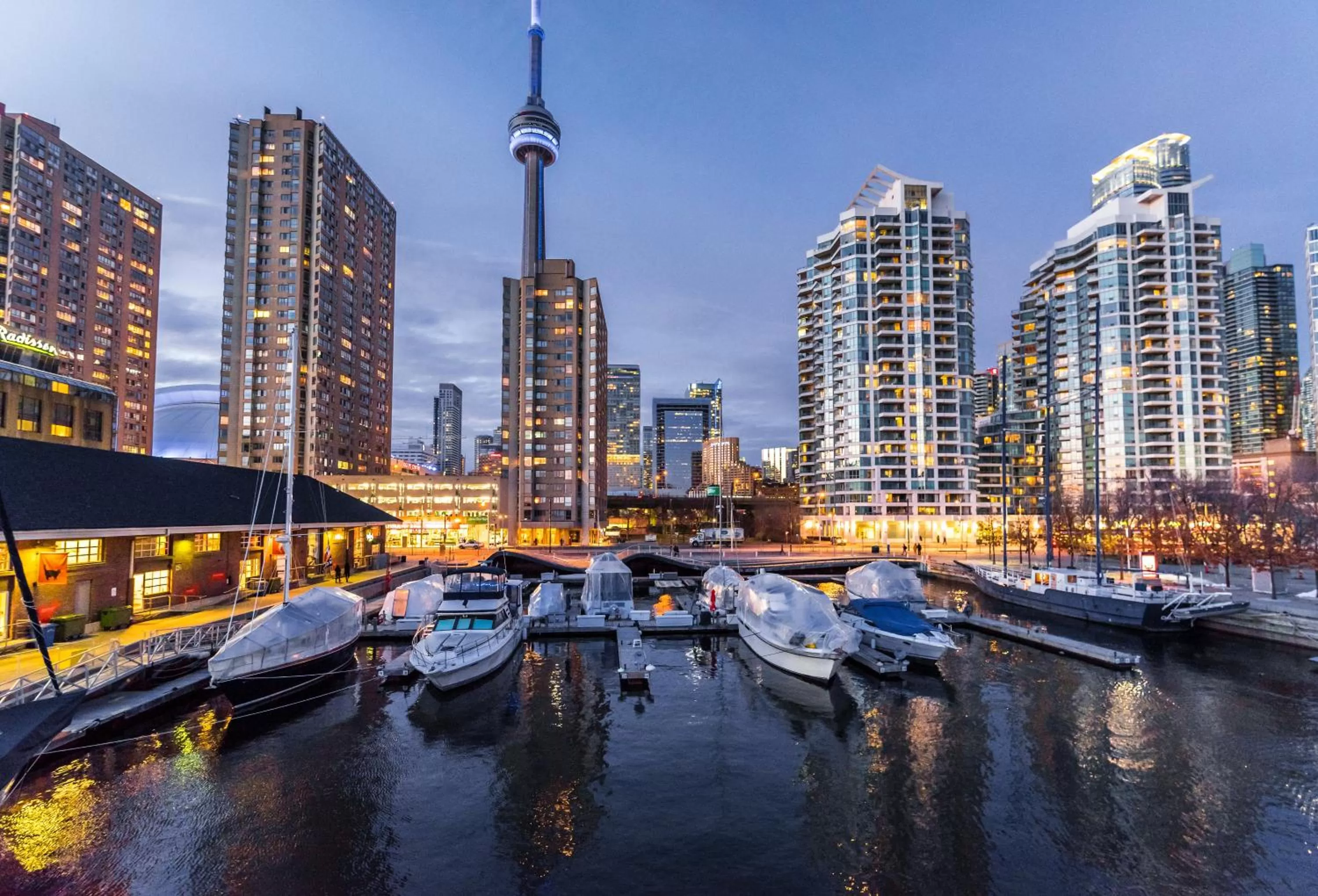Neighbourhood in InterContinental Toronto Centre by IHG