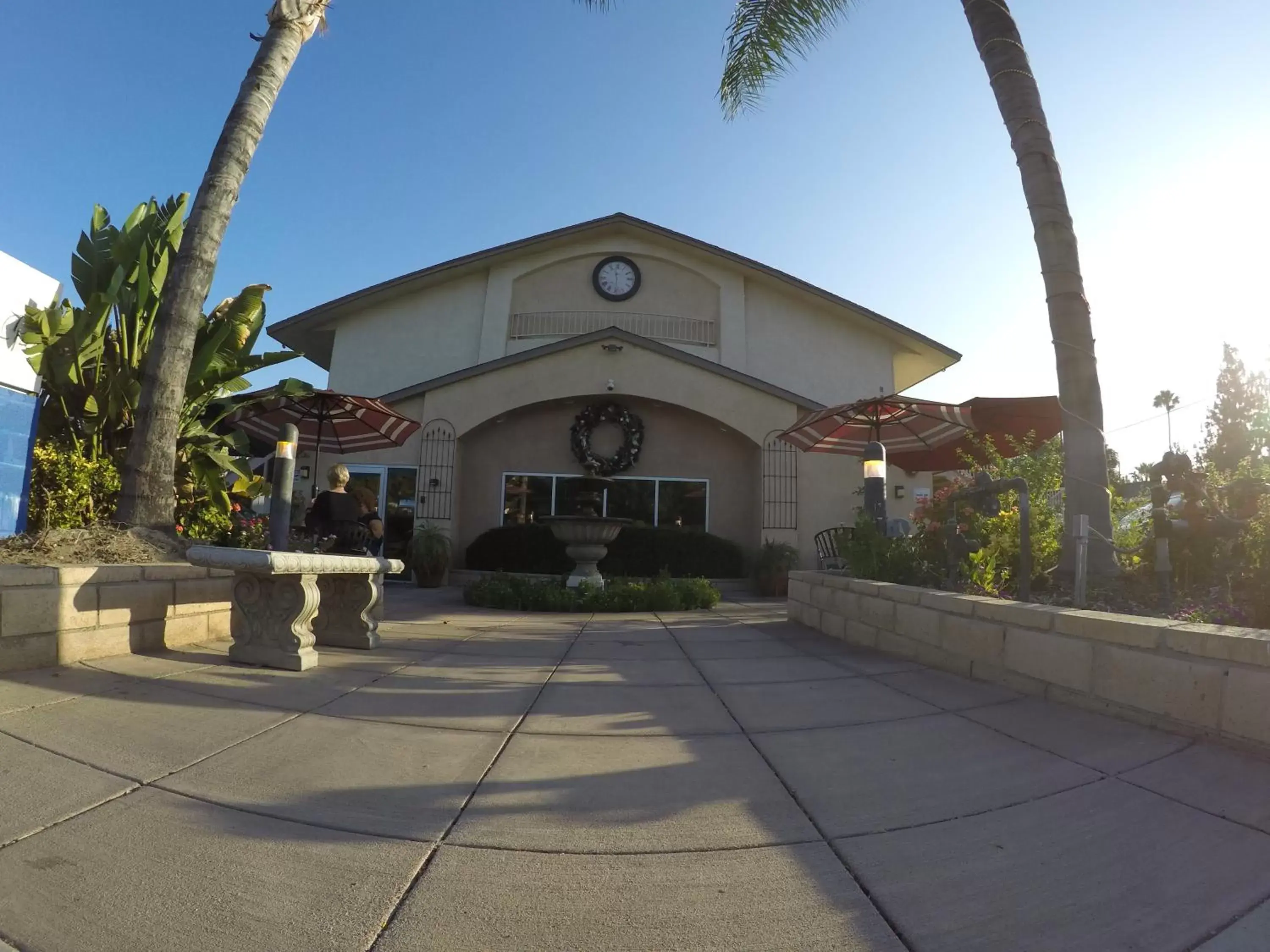 Property building, Facade/Entrance in Loma Linda Inn