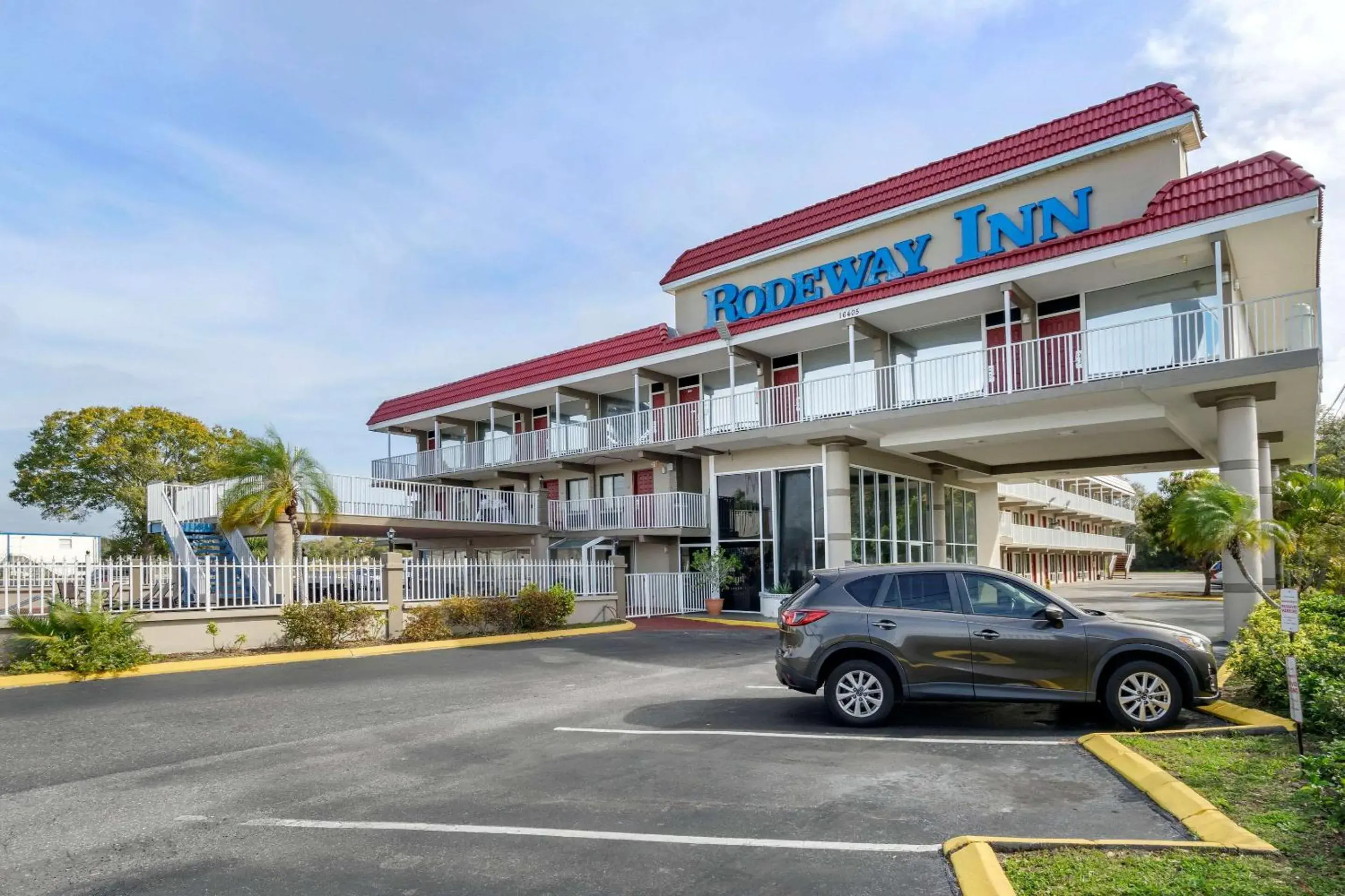 Property building in Rodeway Inn Clearwater-Largo Property building in Rodeway Inn Clearwater-Largo