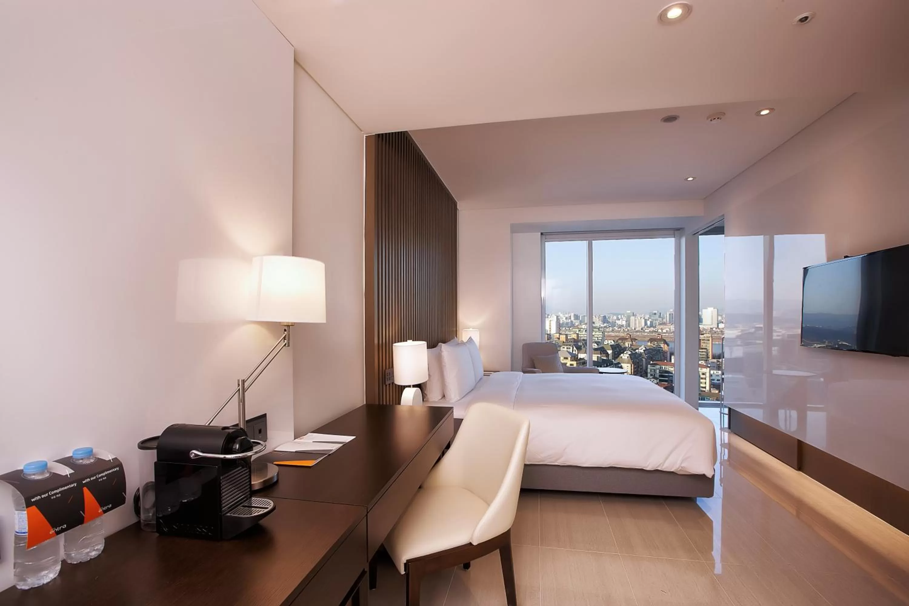 Photo of the whole room, Bed in Hotel Entra Gangnam