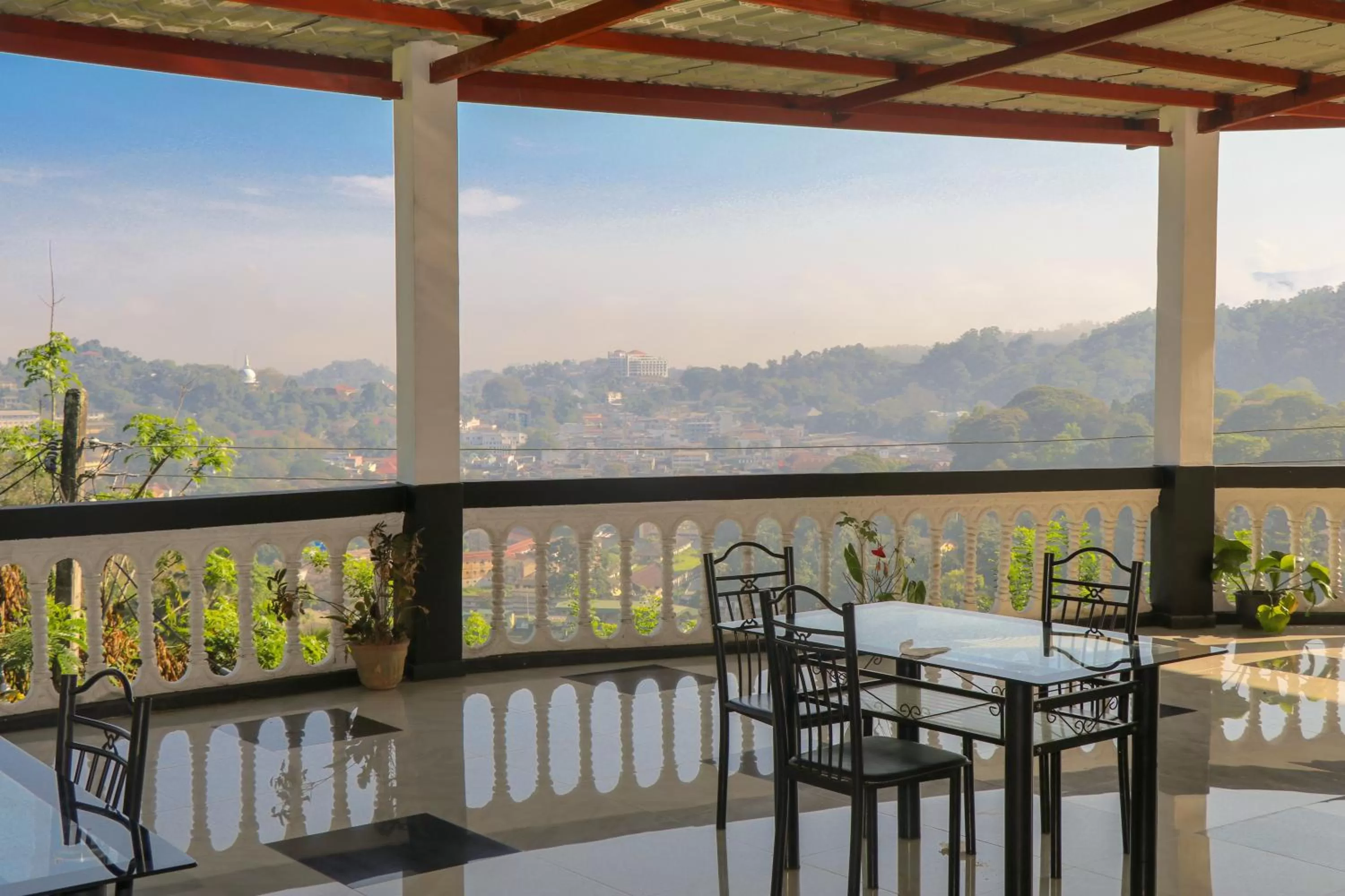 Mountain View in Mount Palace