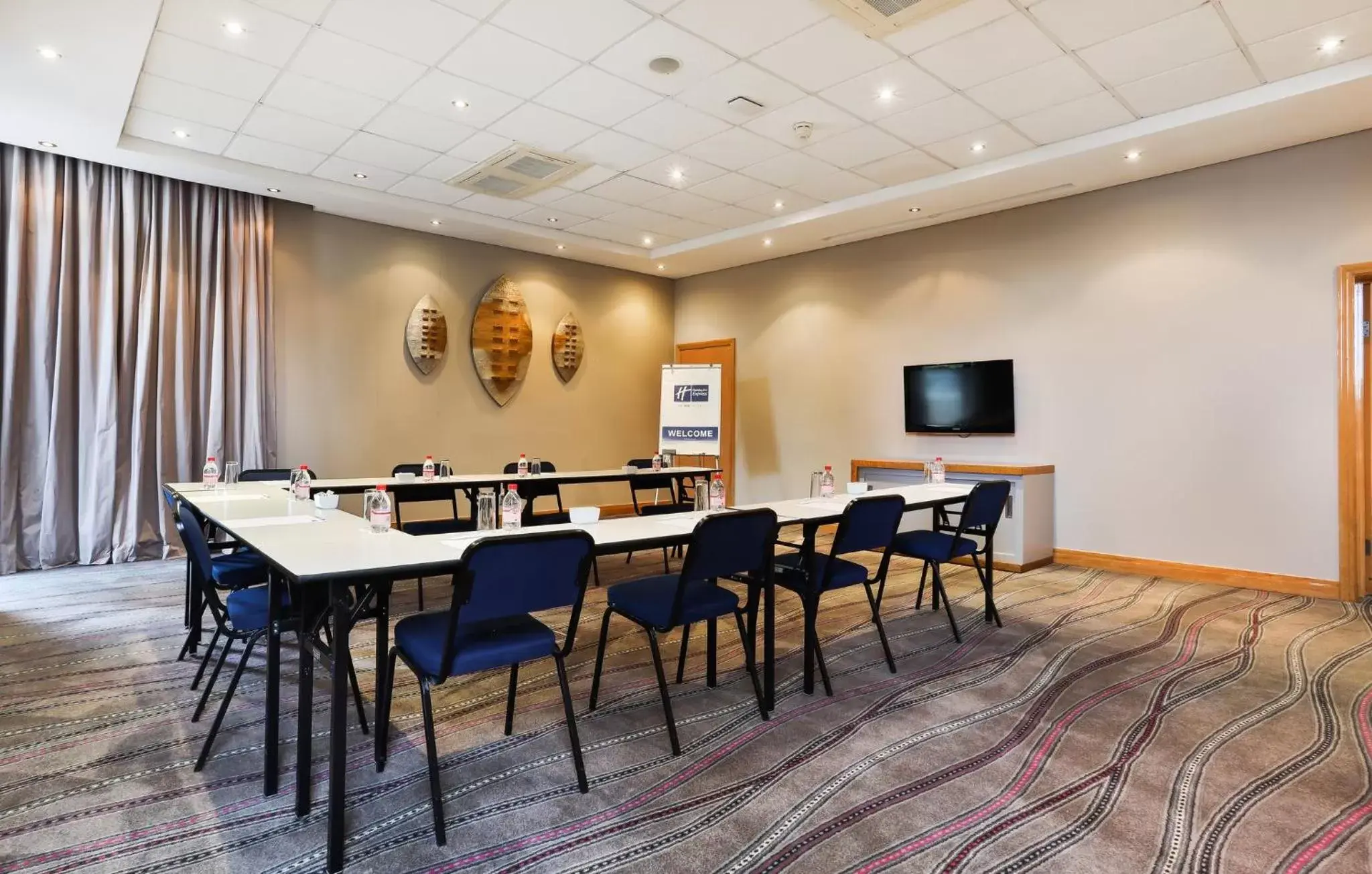 Meeting/conference room in Holiday Inn Express Durban - Umhlanga, an IHG Hotel