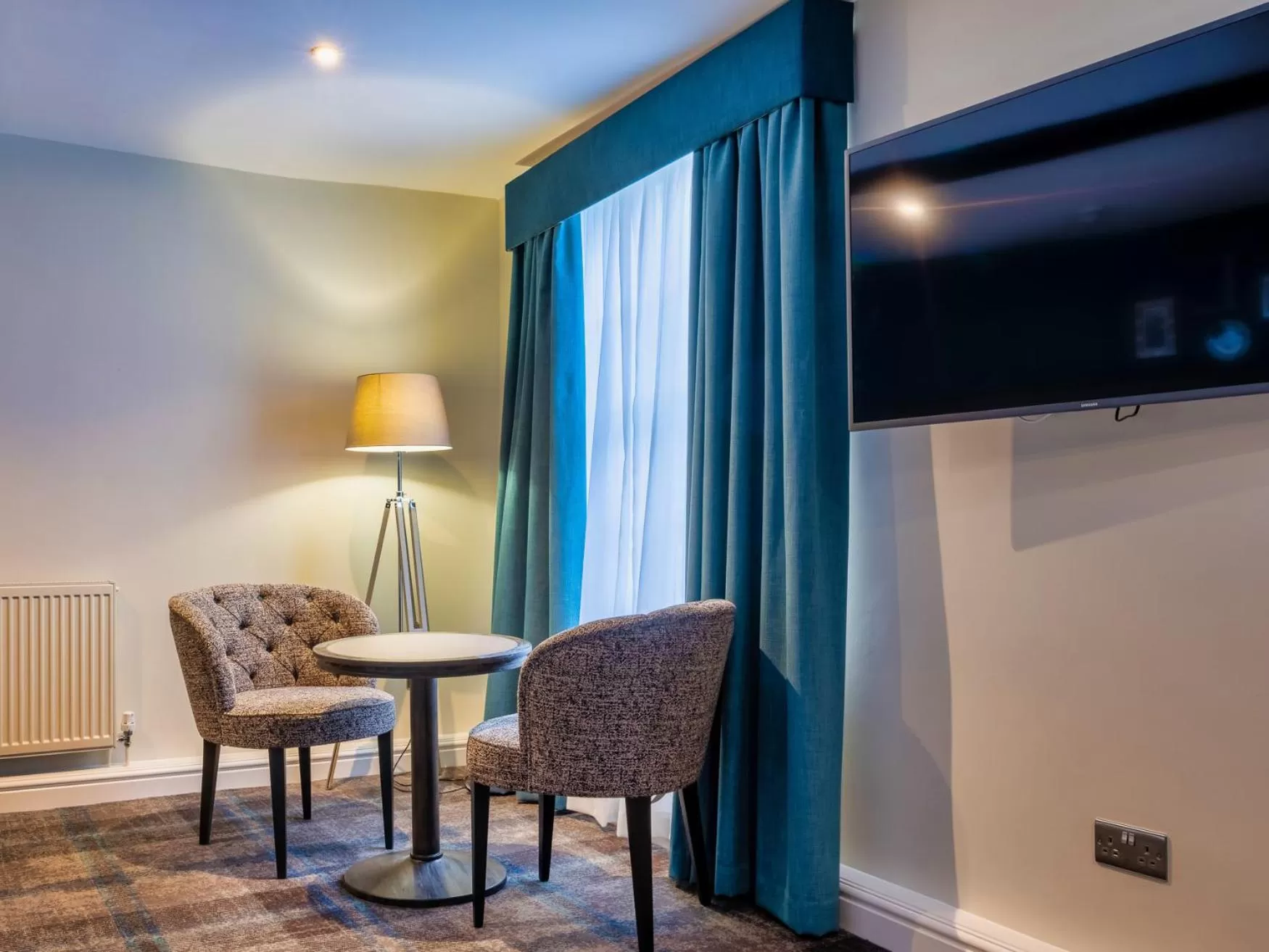 TV and multimedia in The Feathers Hotel