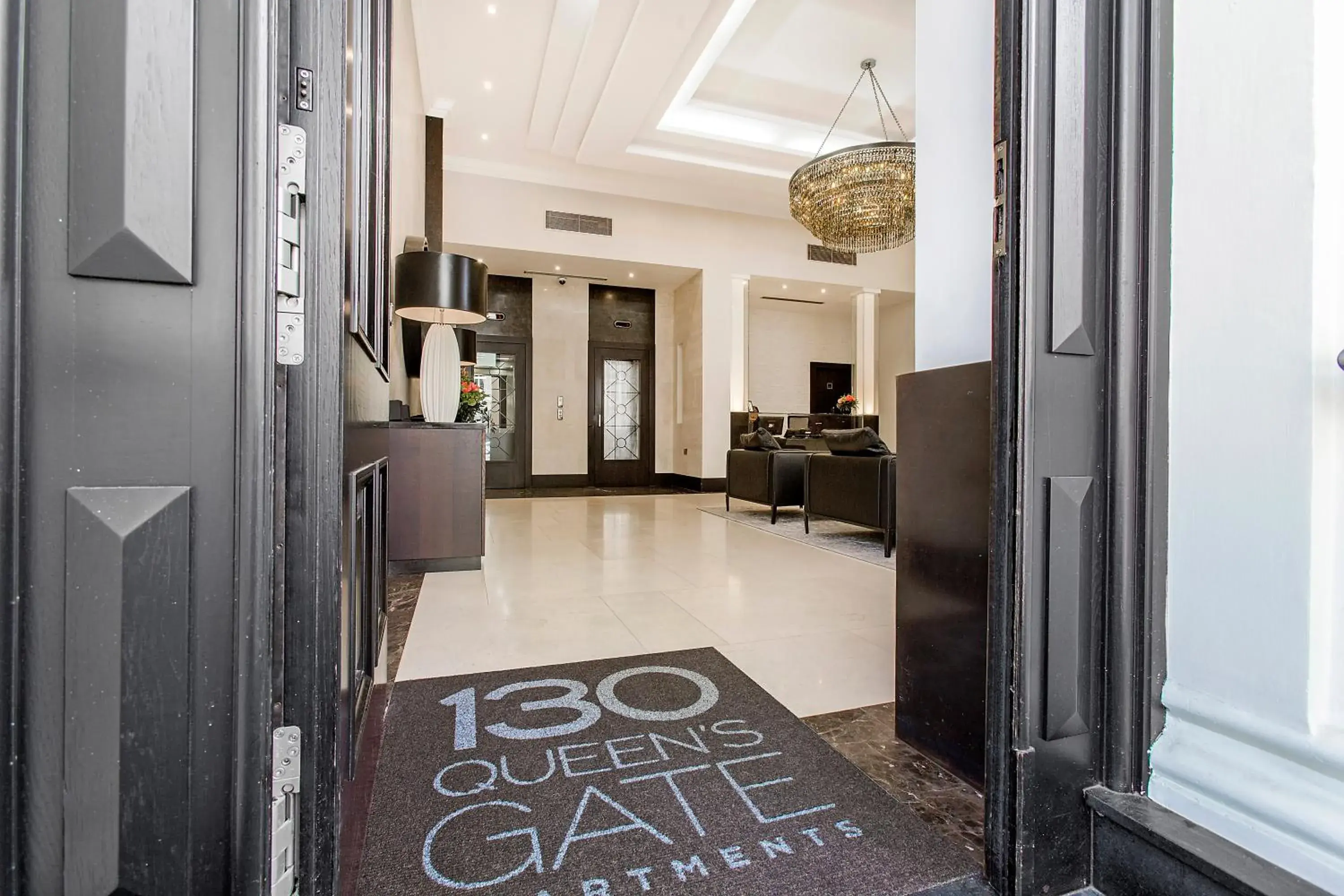 Property building, Lobby/Reception in 130 Queen's Gate Apartments