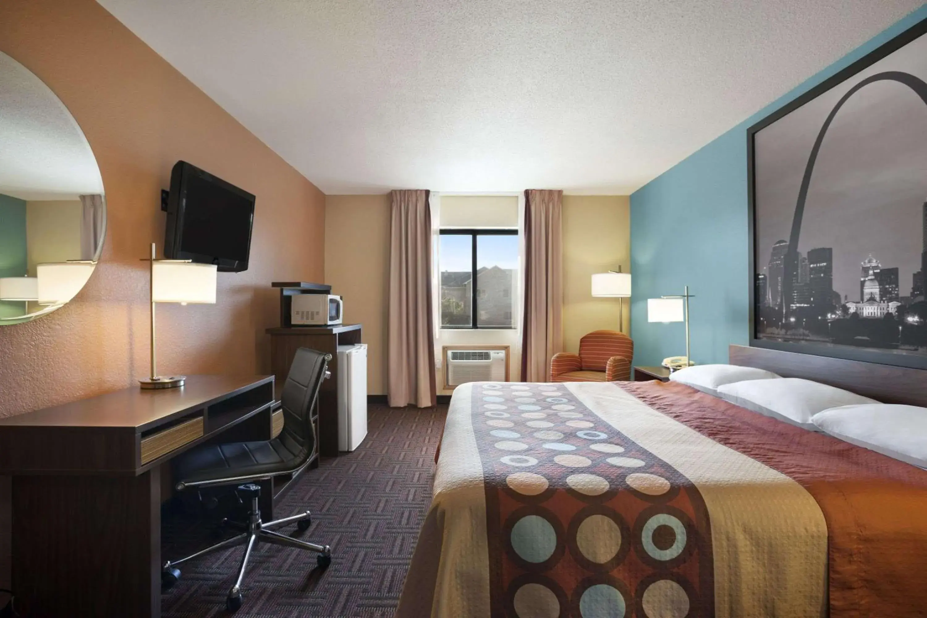 Photo of the whole room in Super 8 by Wyndham Collinsville St. Louis