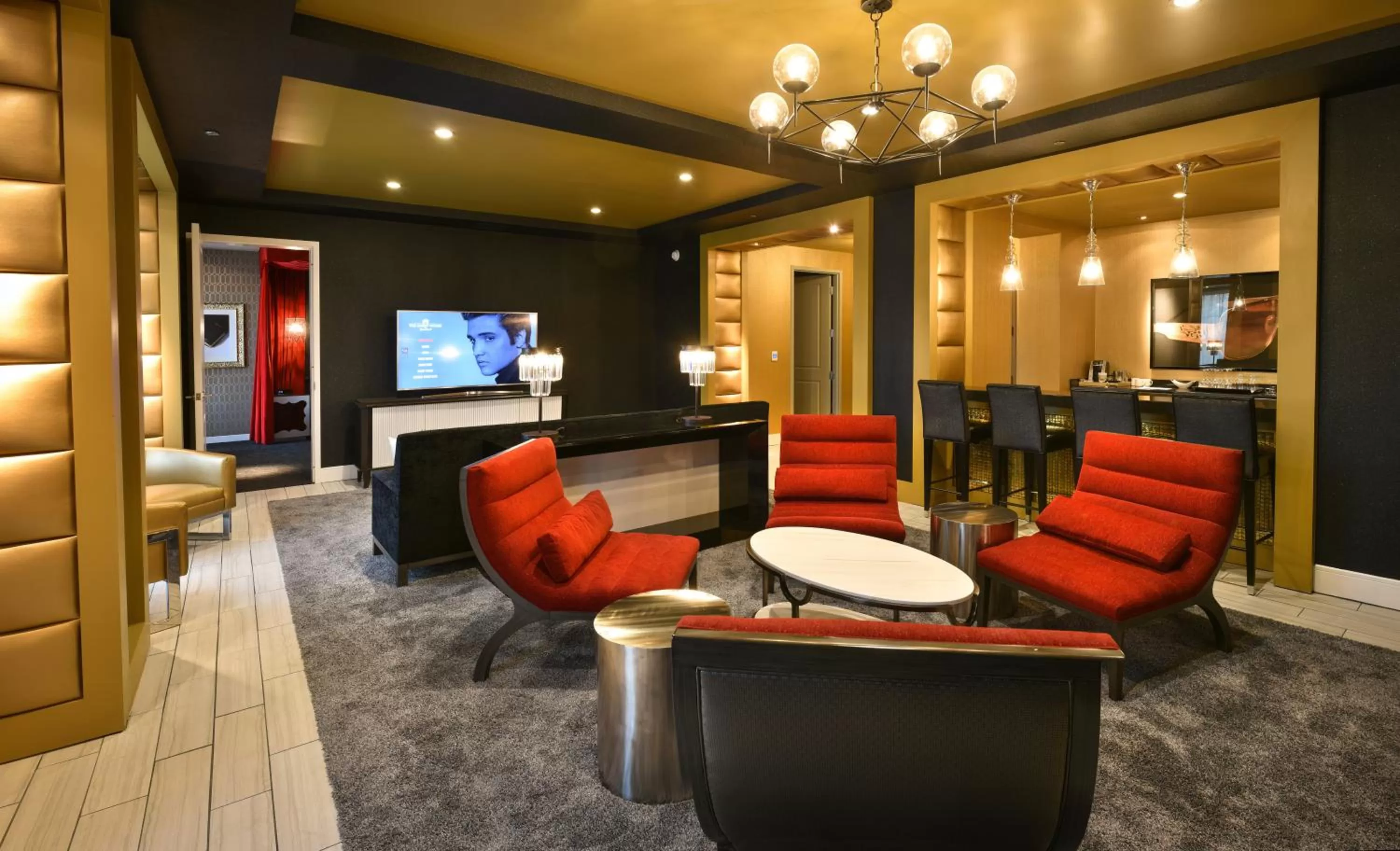 Living room in The Guest House at Graceland