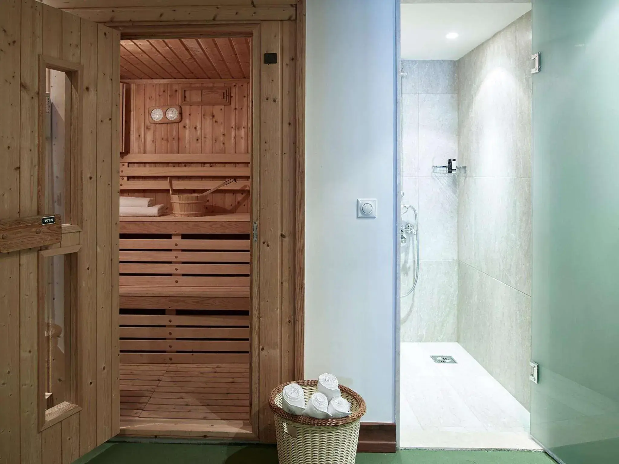 Bathroom, Spa/Wellness in Creta Maris Resort