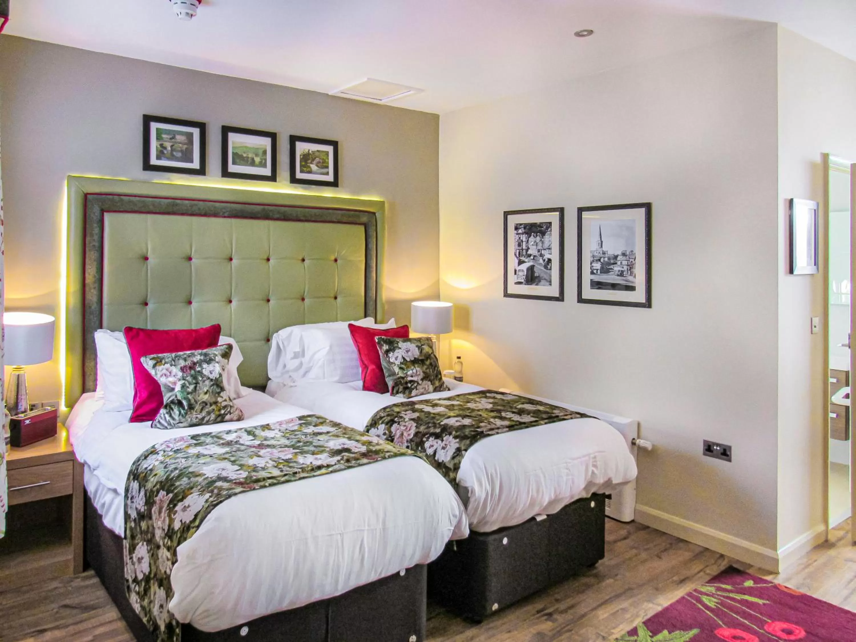 Bedroom, Bed in The Rutland Arms Hotel, Bakewell, Derbyshire - The Coaching Inn Group