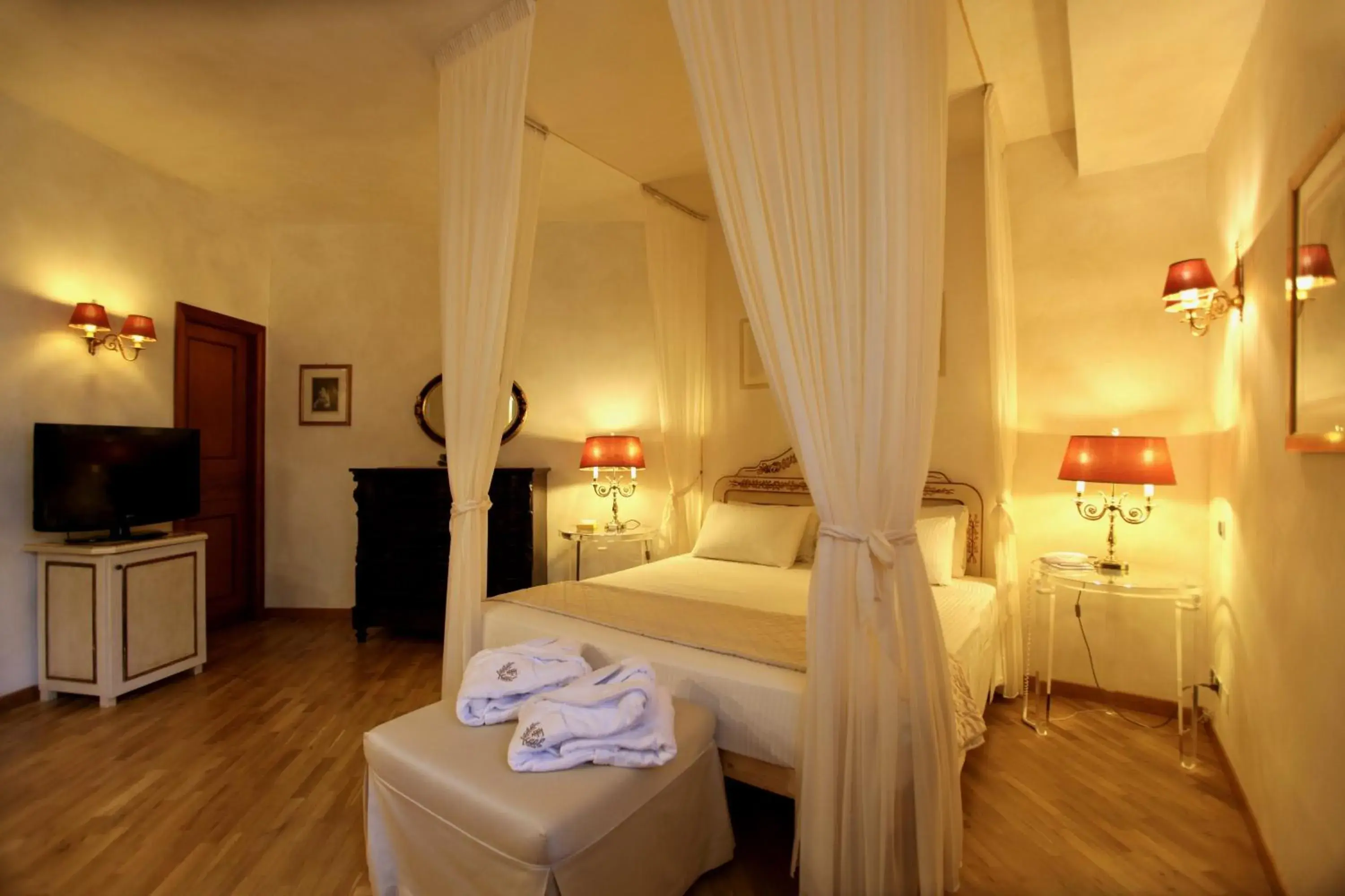 Photo of the whole room, Bed in Fortino Napoleonico Photo of the whole room, Bed in Fortino Napoleonico