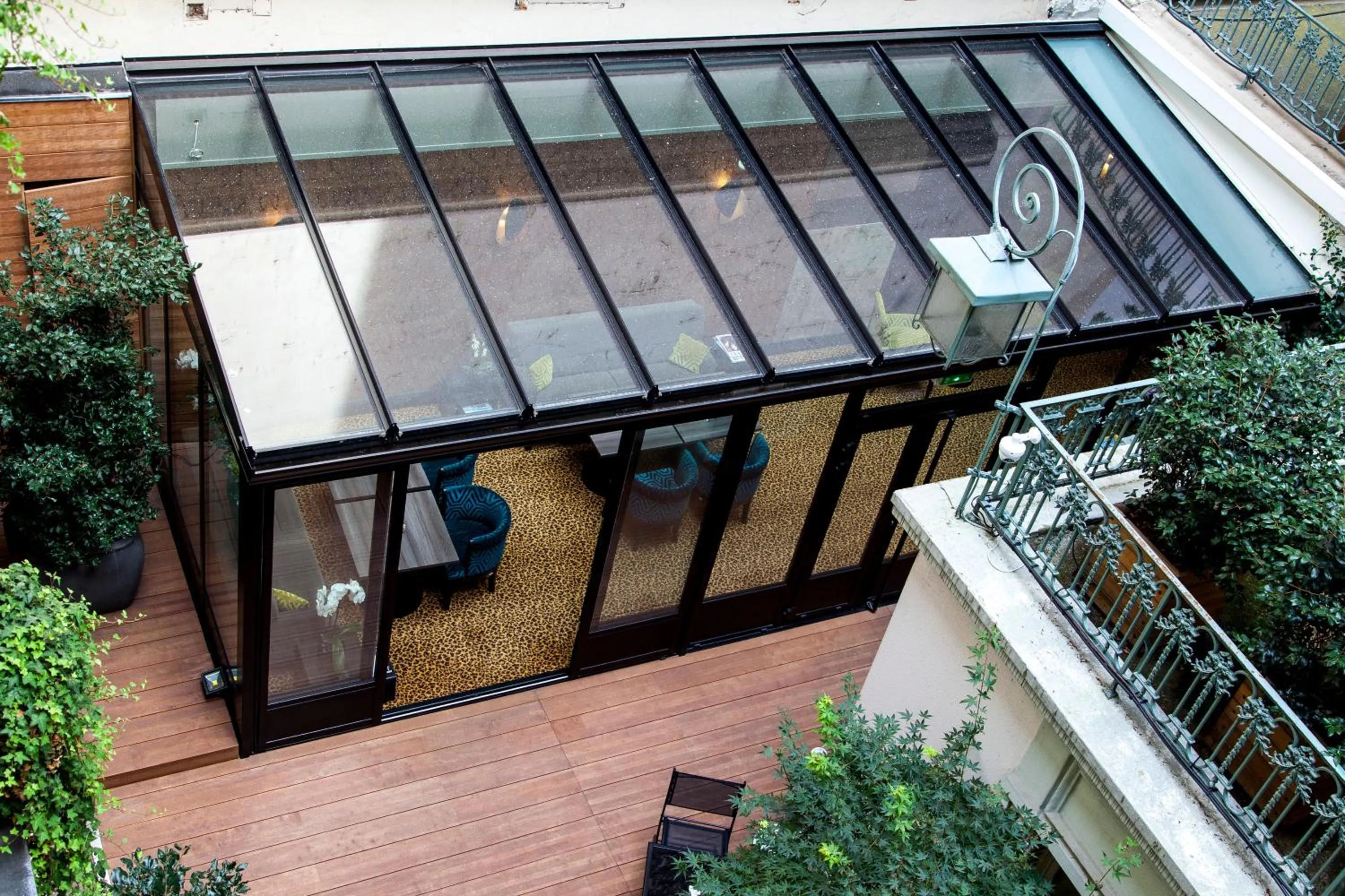 Patio in Hotel Concortel Paris