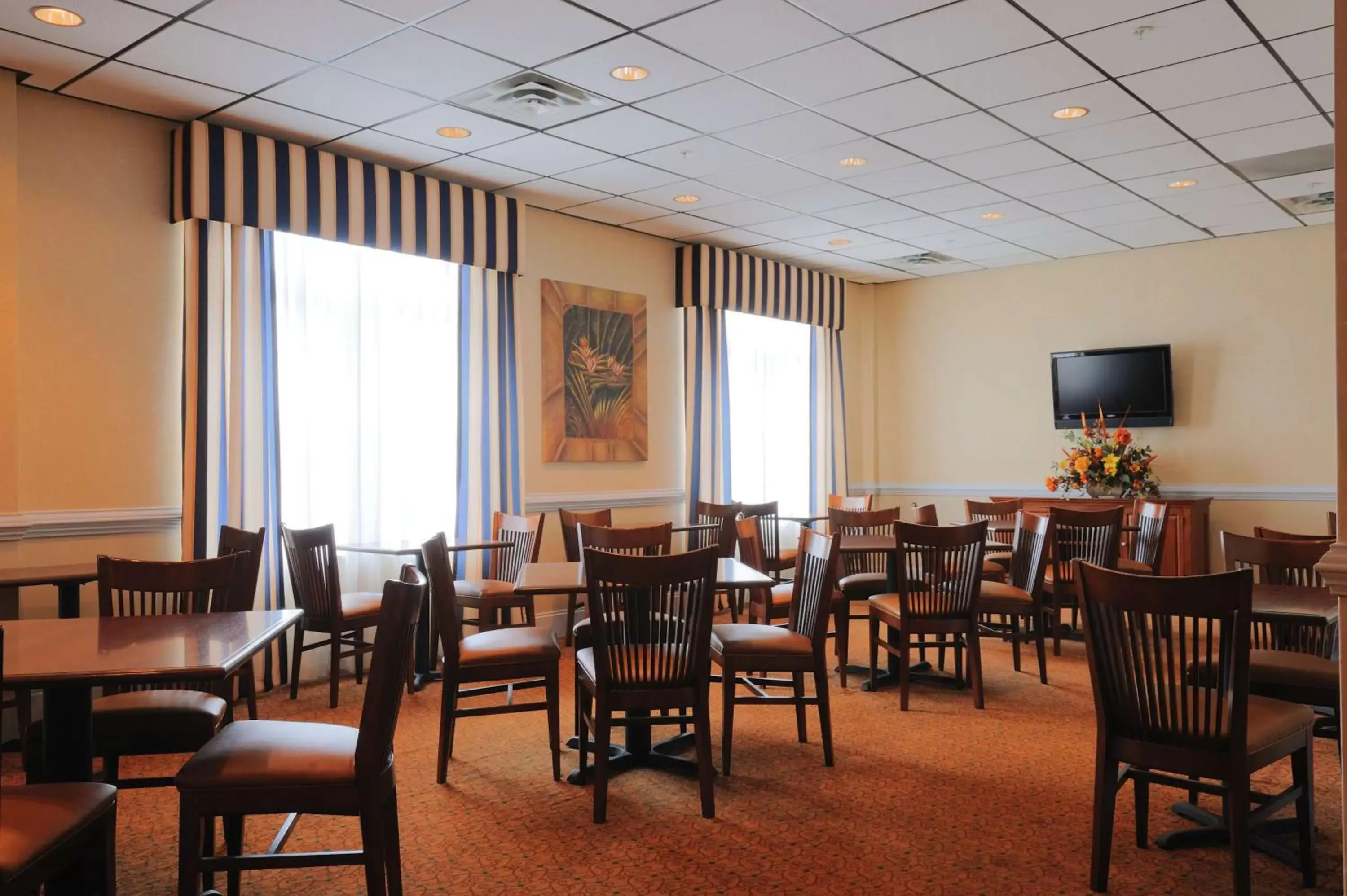 Restaurant/Places to Eat in Country Inn & Suites by Radisson, Orangeburg, SC