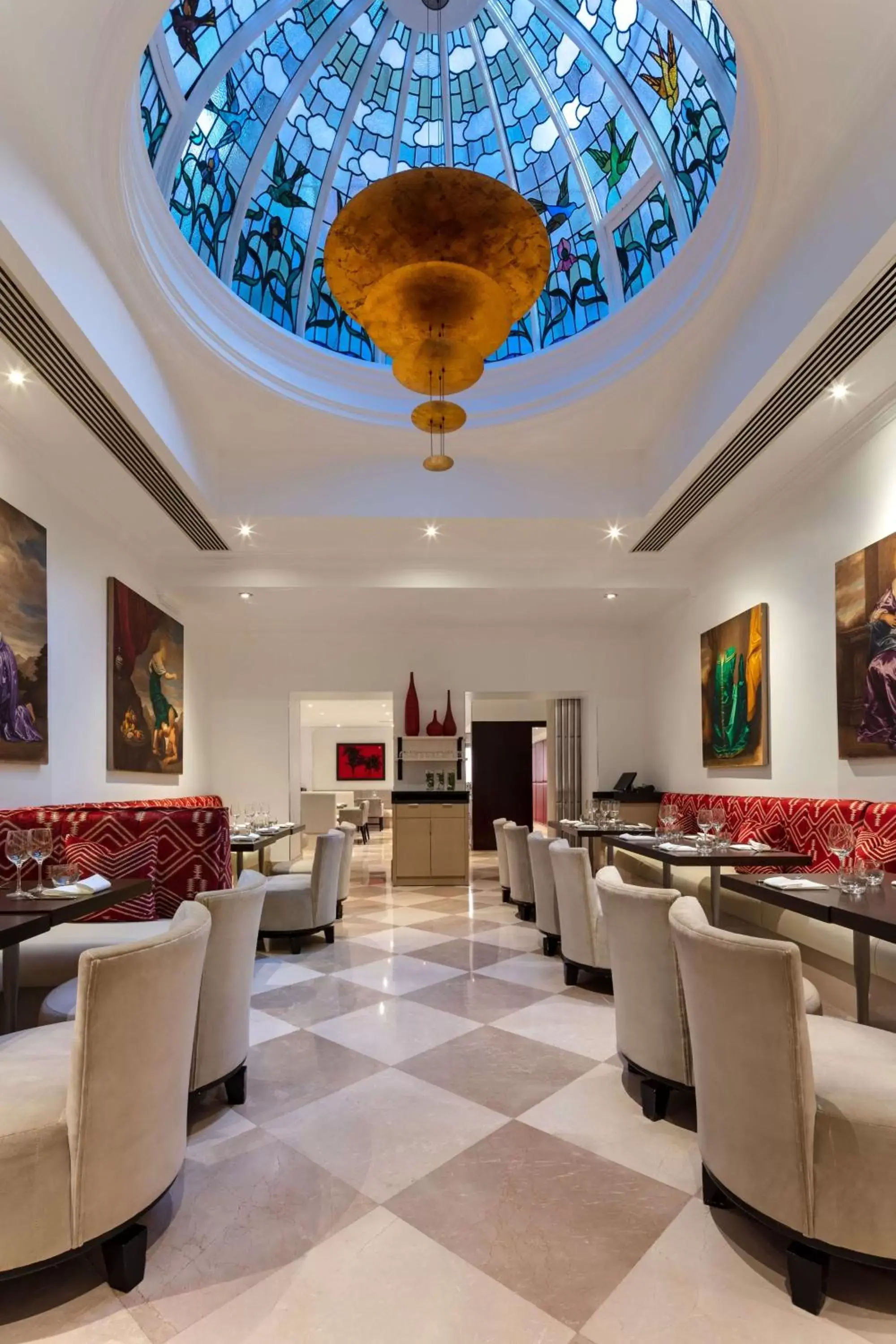 Restaurant/places to eat, Lobby/Reception in Radisson Blu Edwardian Kenilworth Hotel, London