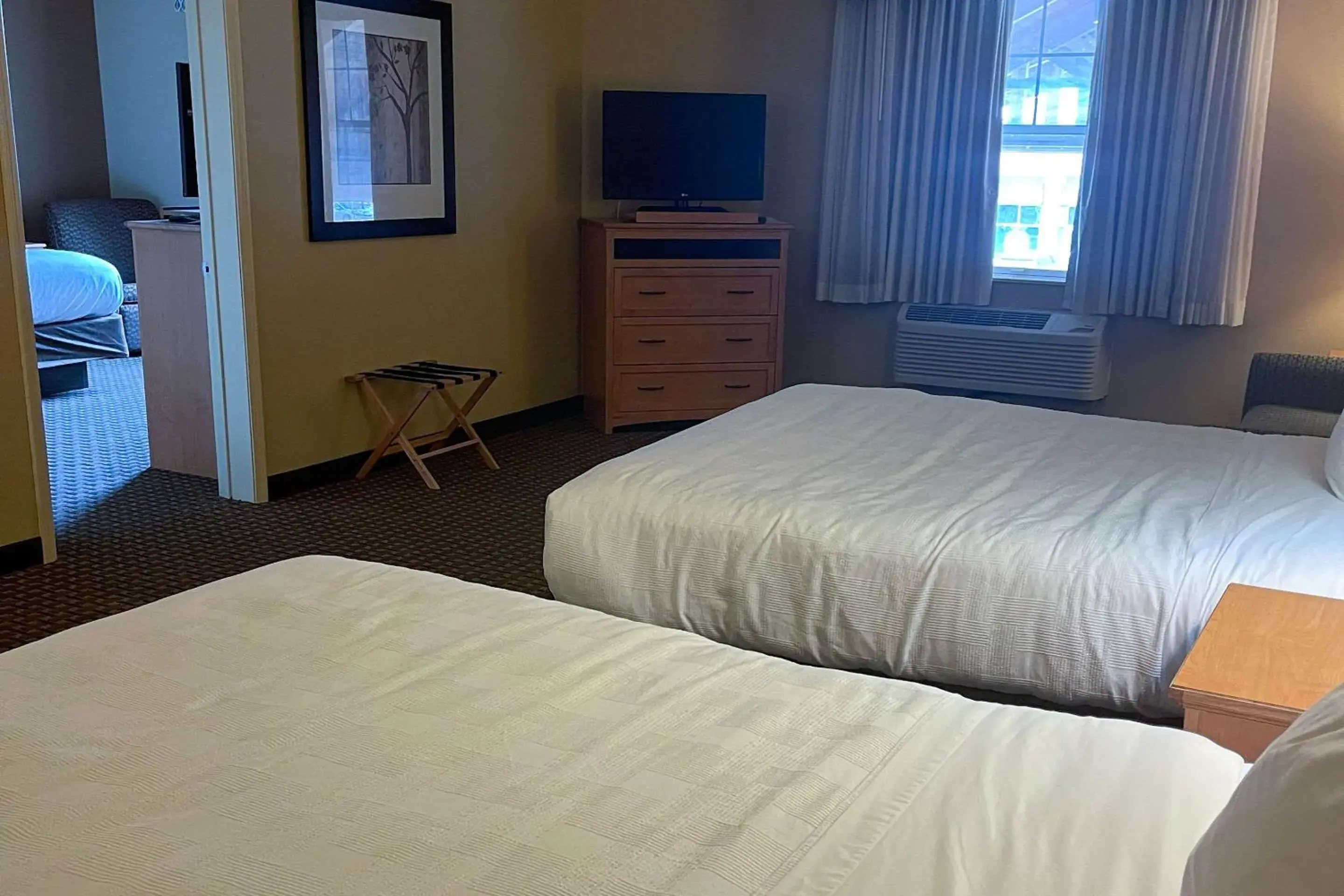 Bedroom, Bed in Mainstay Suites Williston