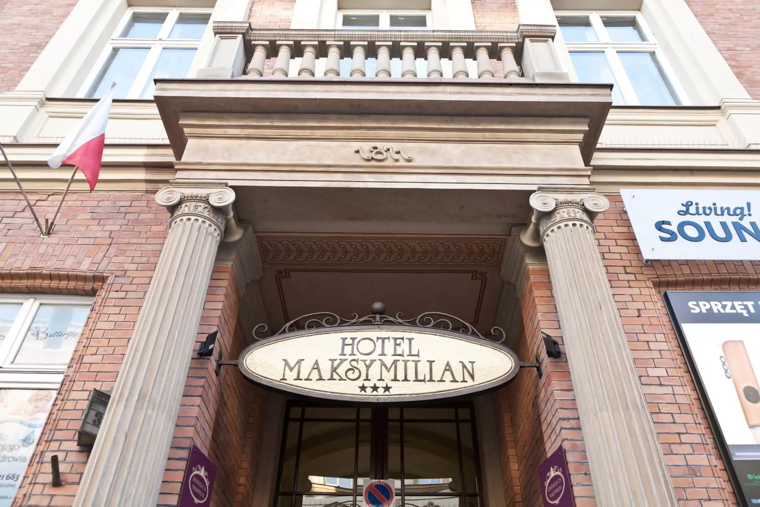 Facade/entrance, Property Building in Hotel Maksymilian