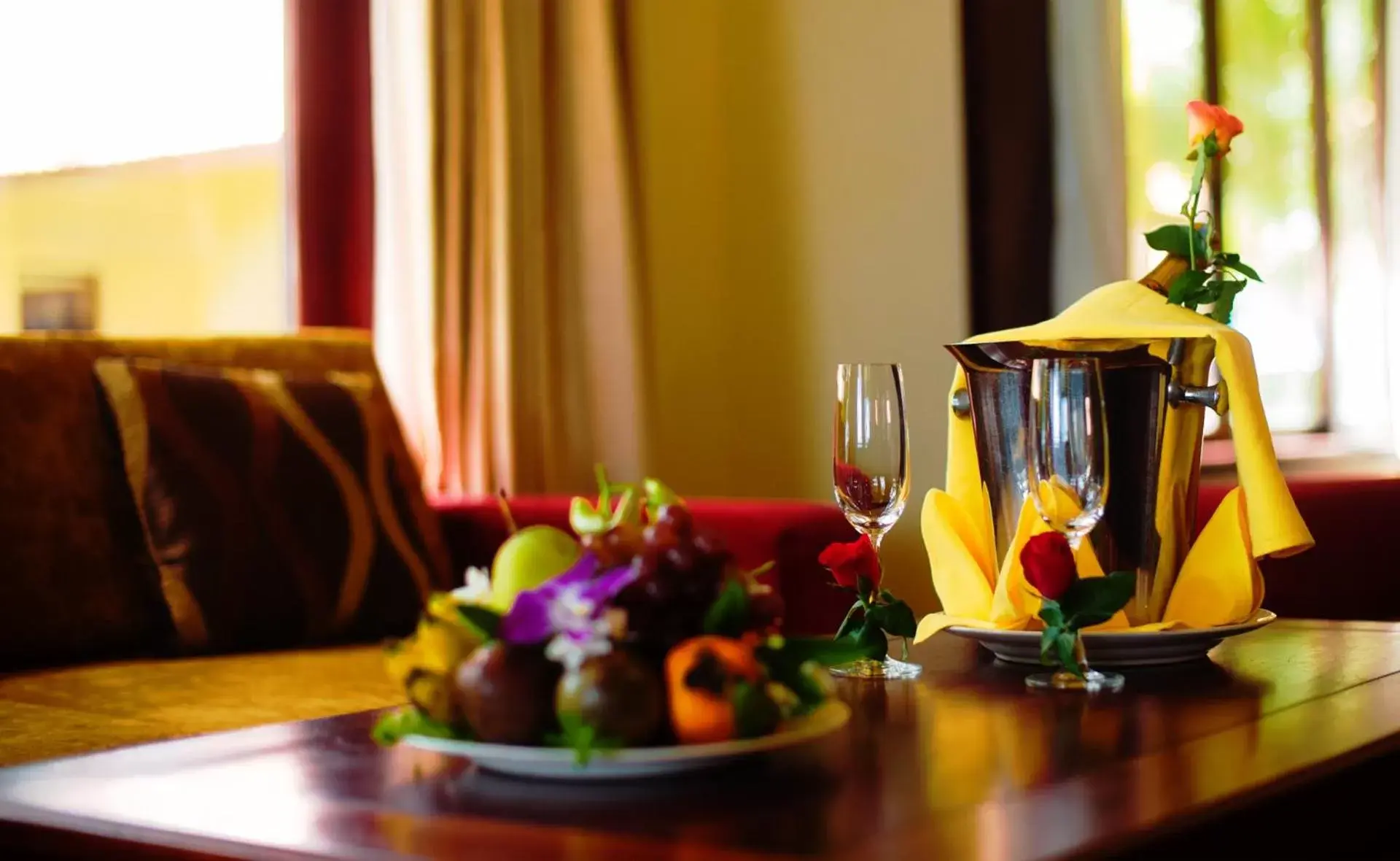 Food and drinks in Golden Coast Resort & Spa Food and drinks in Golden Coast Resort & Spa