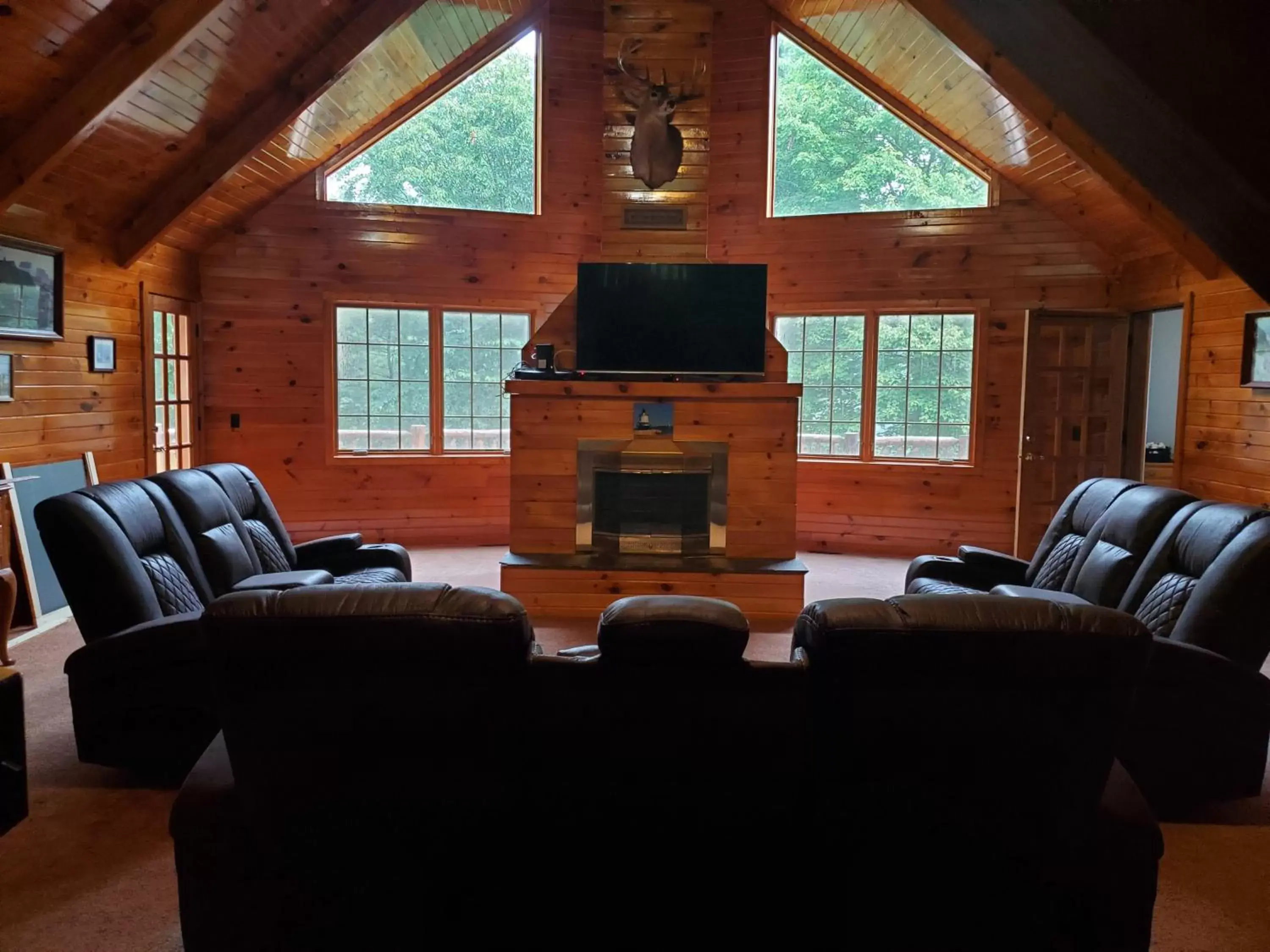 Living room, Seating Area in Snyder's Knob