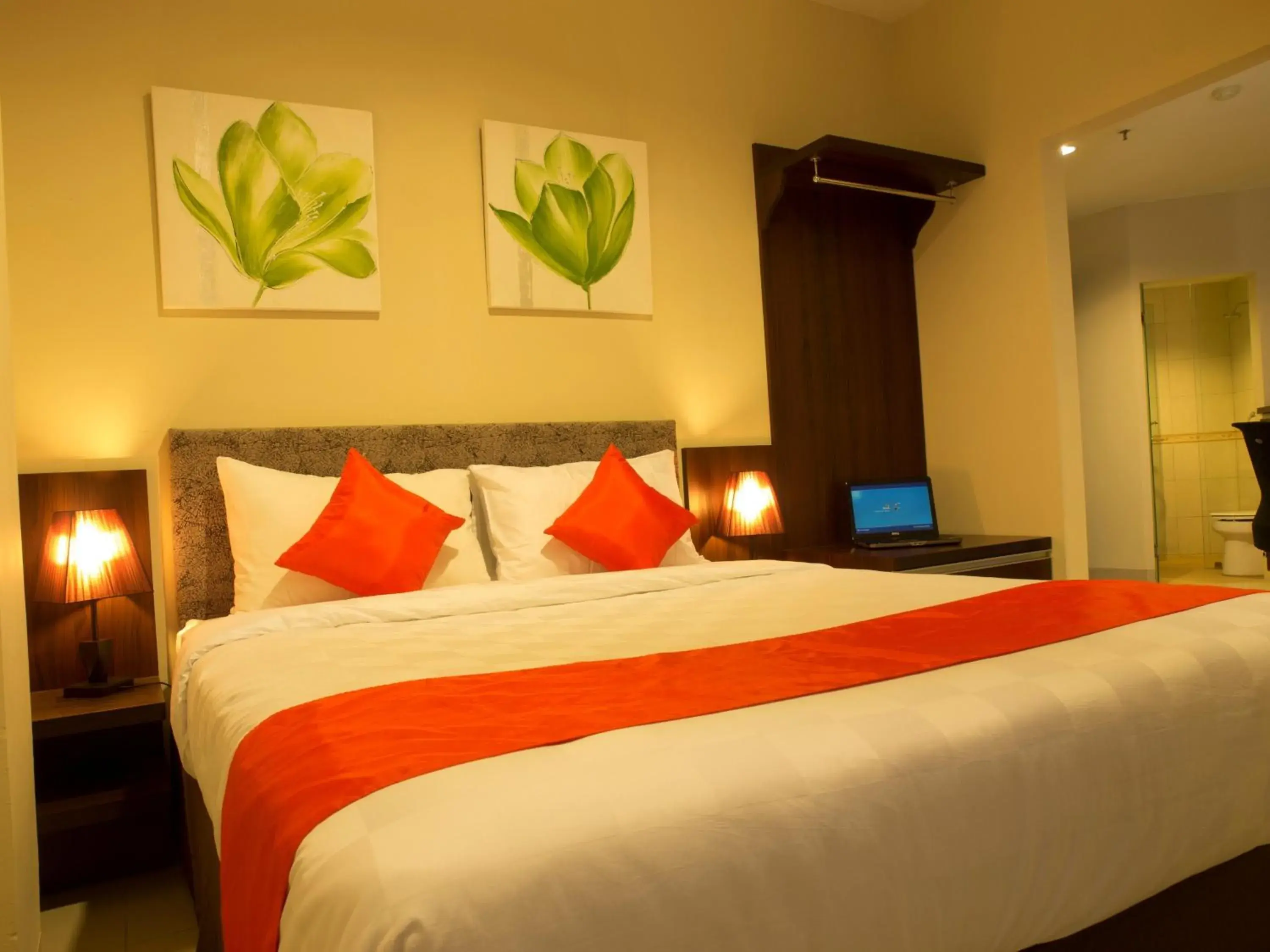 Bed in The Gloria Suites Grogol, Jakarta