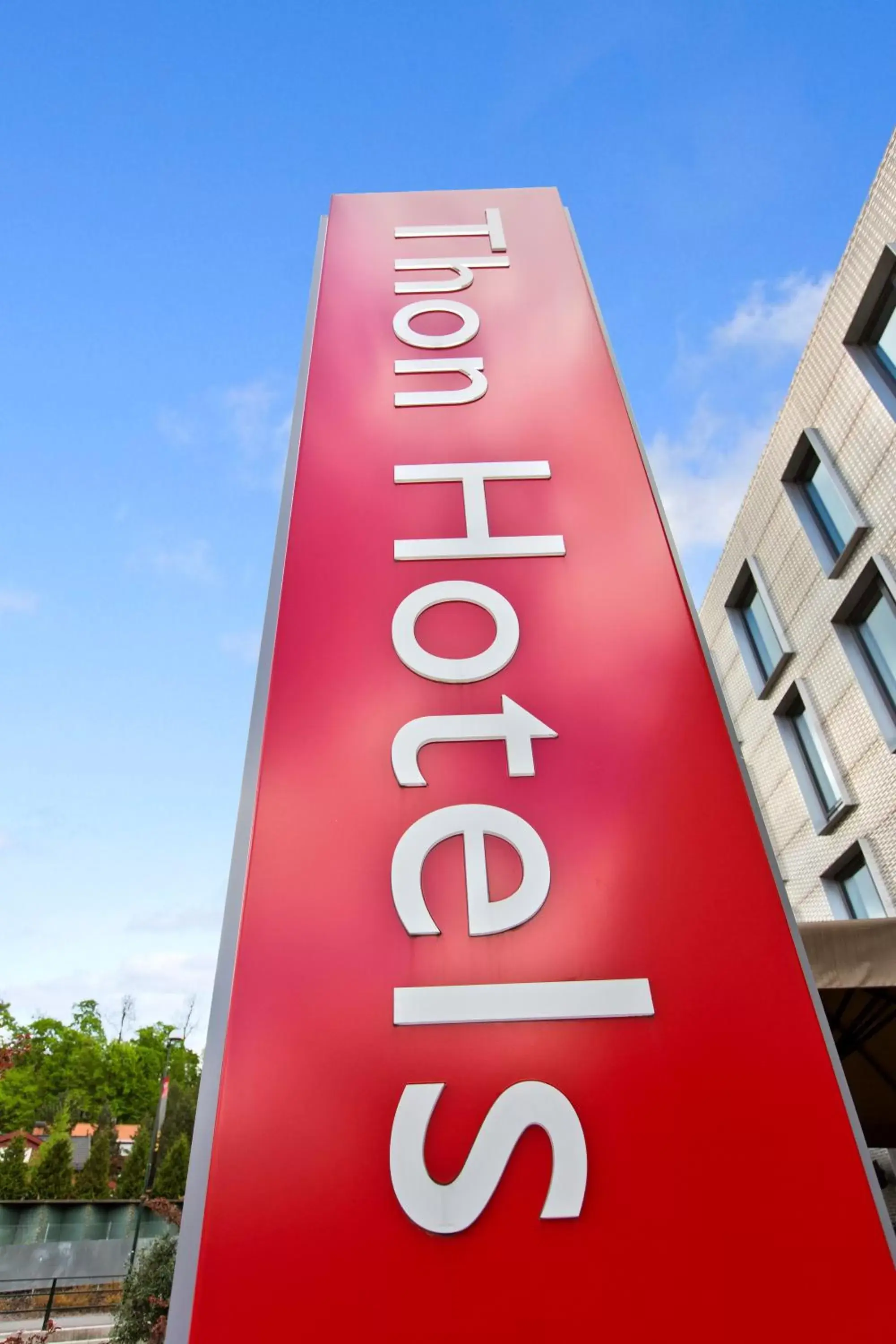 Facade/entrance in Thon Hotel Ullevaal Stadion