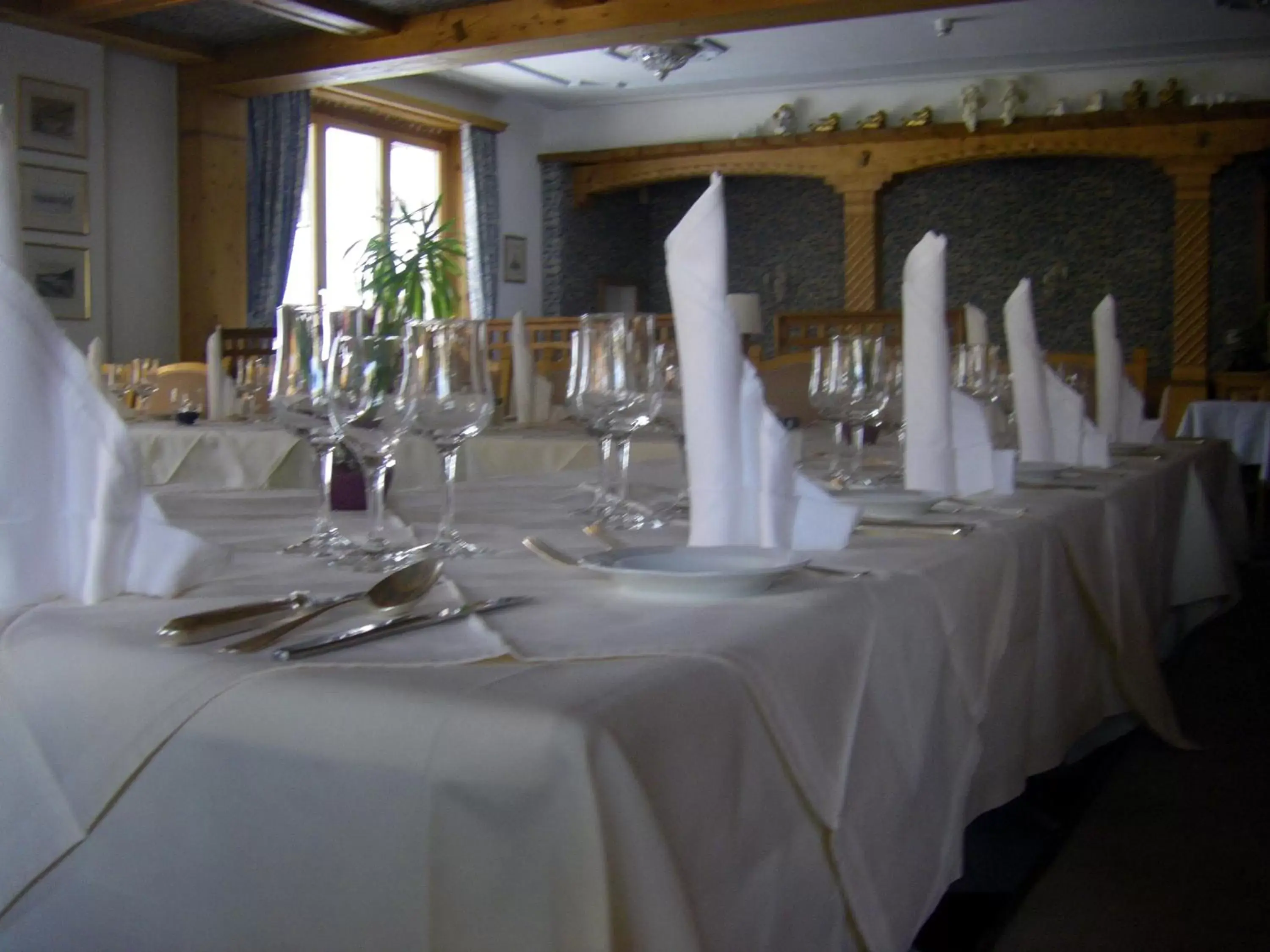 Restaurant/Places to Eat in Hotel Bündnerhof